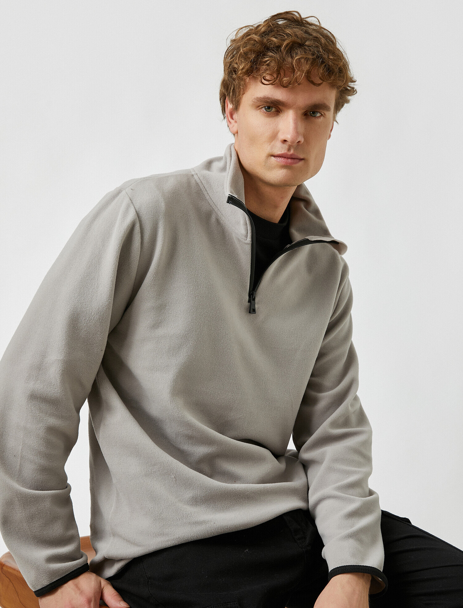   Yarım Fermuarlı Polar Sweatshirt