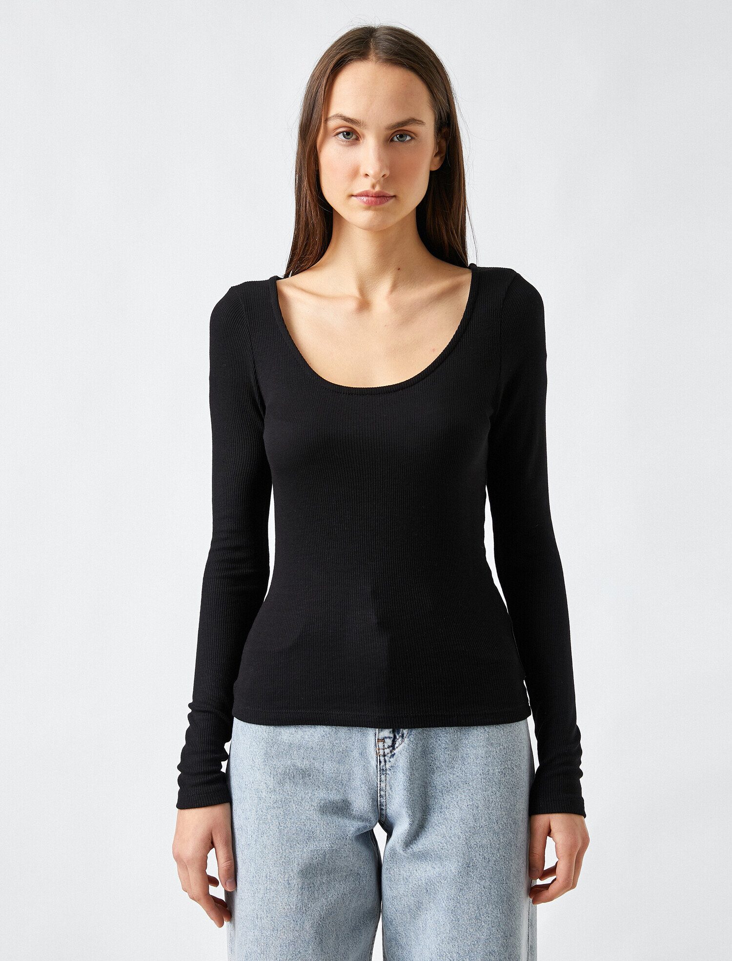   Uzun Kollu Tişört Basic U Yaka