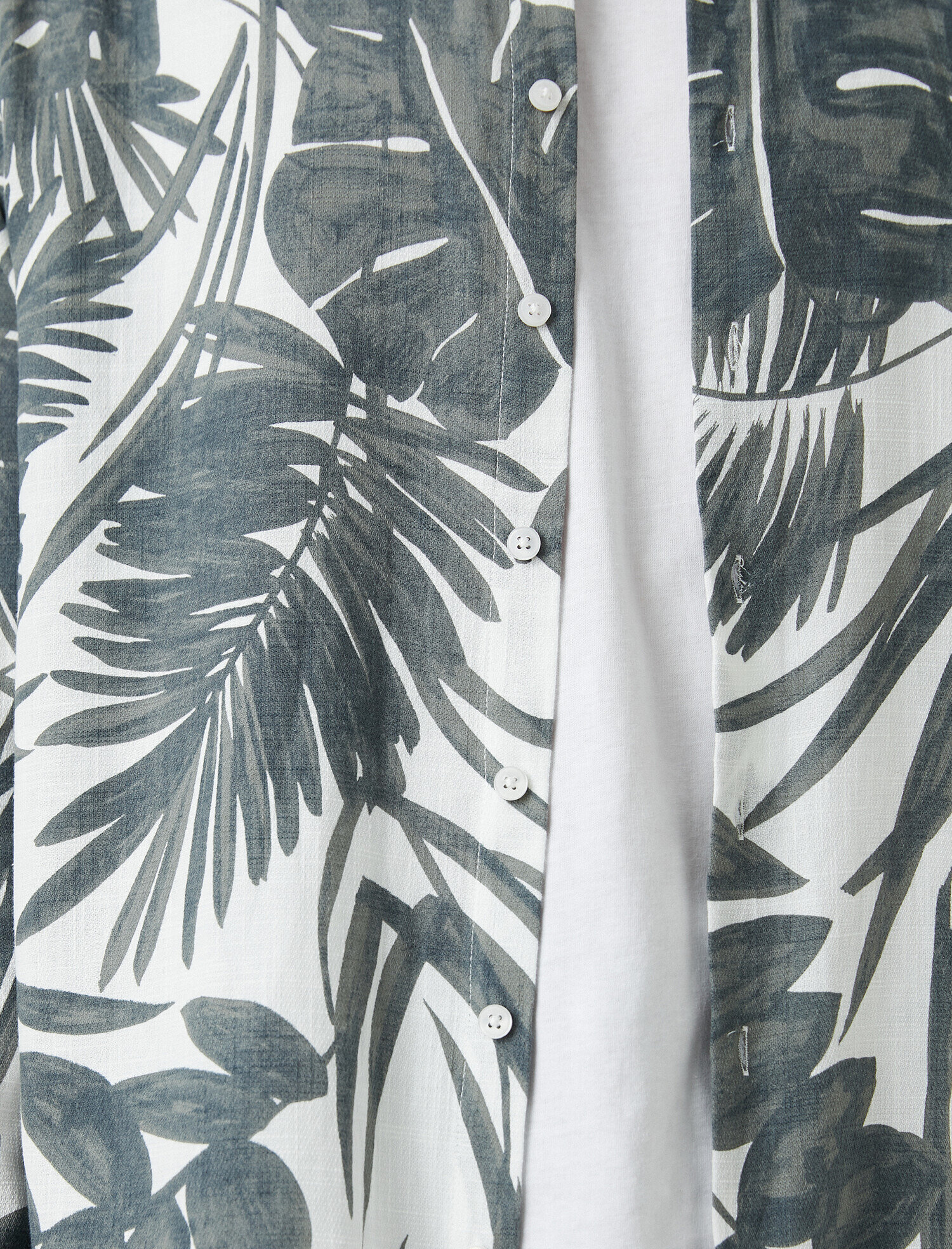   Yaprak Desenli Gömlek