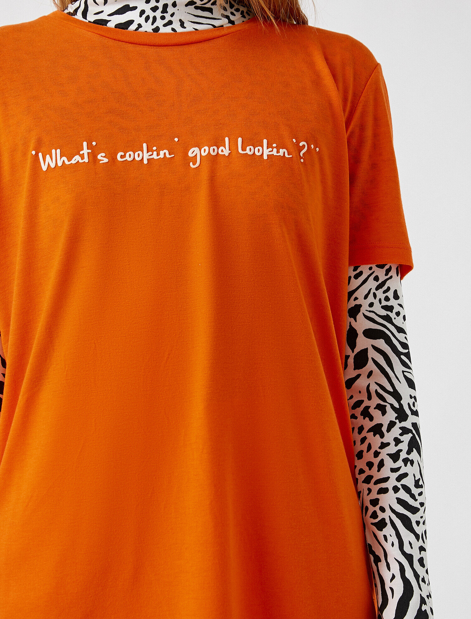   Bisiklet Yaka Kısa Kollu Baskılı Tişört