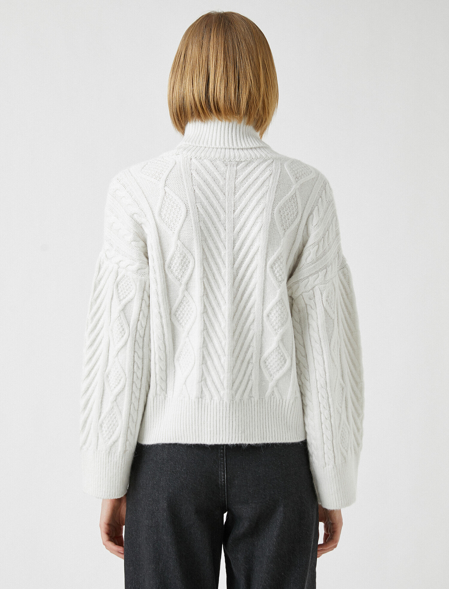   Balıkçı Yaka Örgü Detaylı Kazak