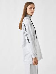 Uzun Kollu Kapüşonlu Cepli Sweatshirt