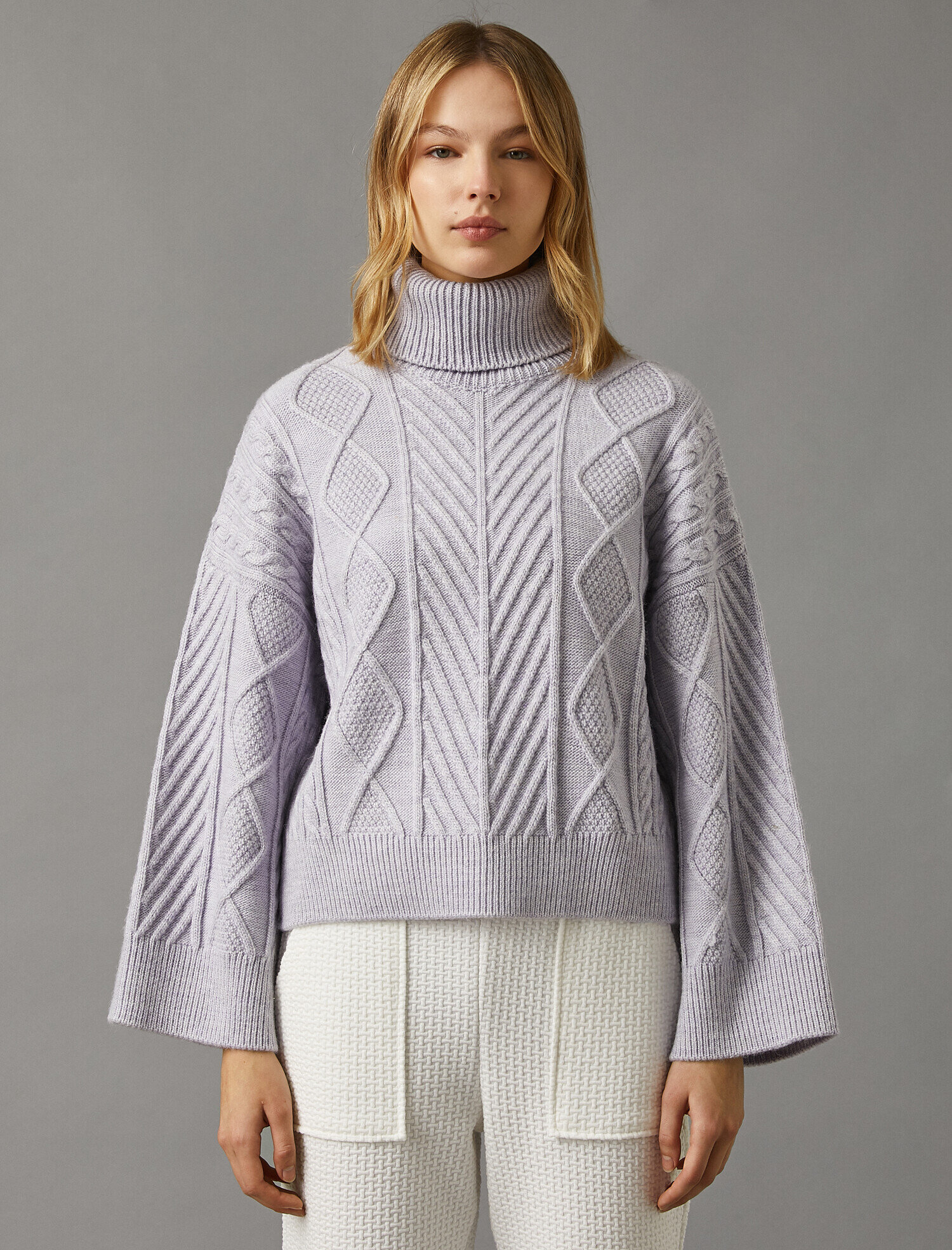   Balıkçı Yaka Örgü Detaylı Kazak