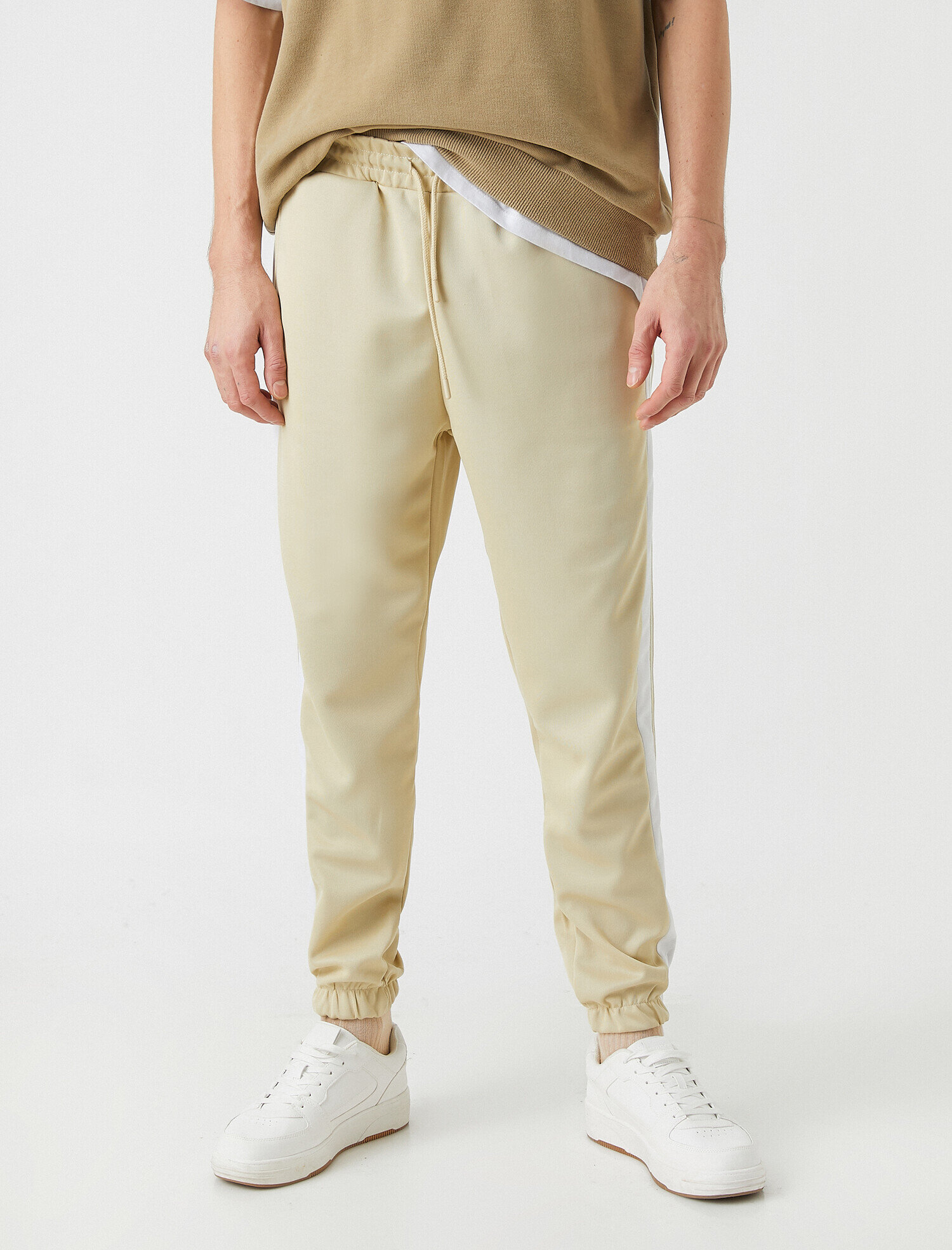   Şeritli Eşofman Altı