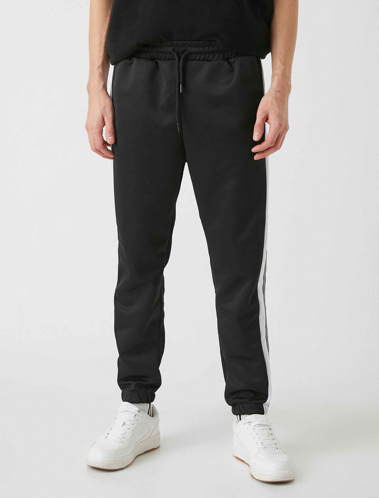 Şeritli Eşofman Altı