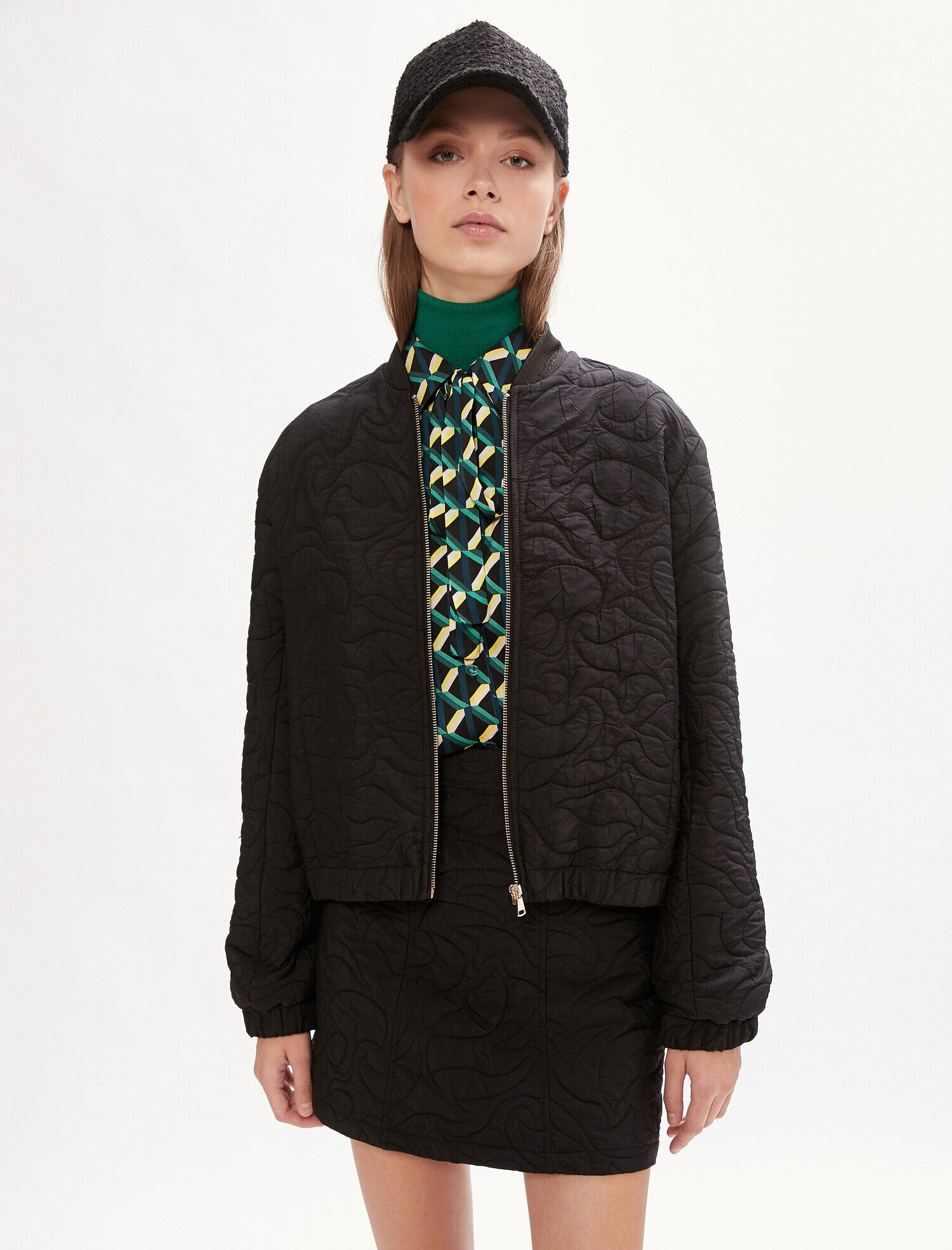   Fermuarlı Bomber Ceket