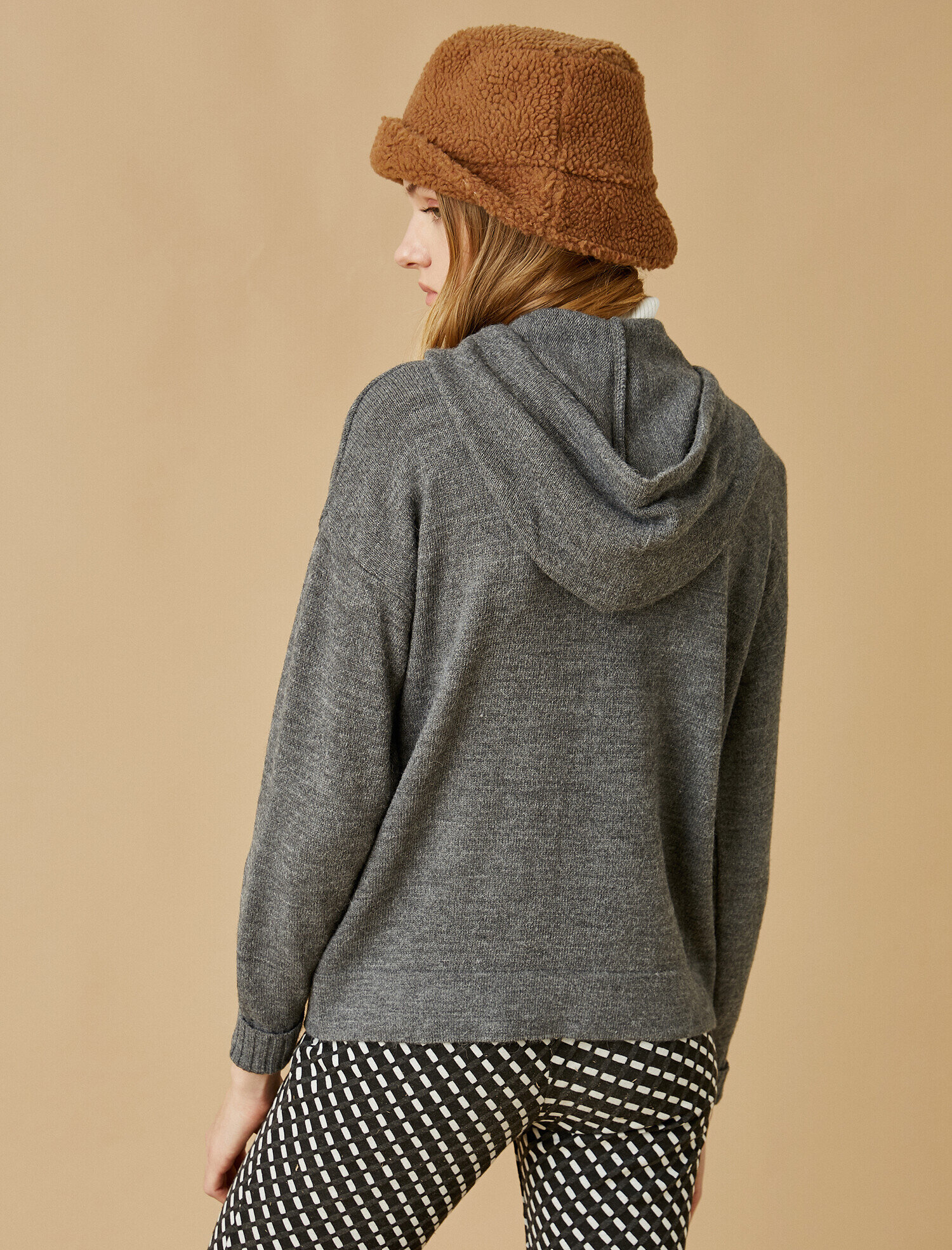   Kapüşonlu Uzun Kollu Triko Kazak