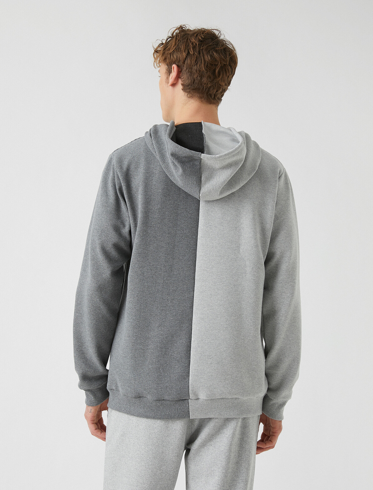   Anime Baskılı Kapüşonlu Sweatshirt