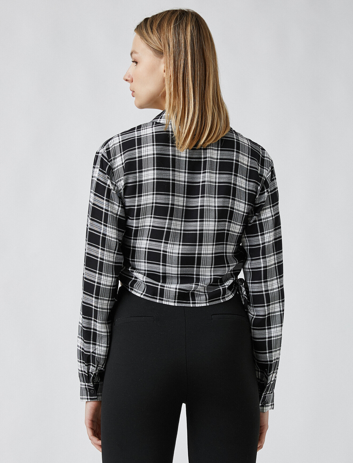   Ekoseli Büzgülü Crop Gömlek