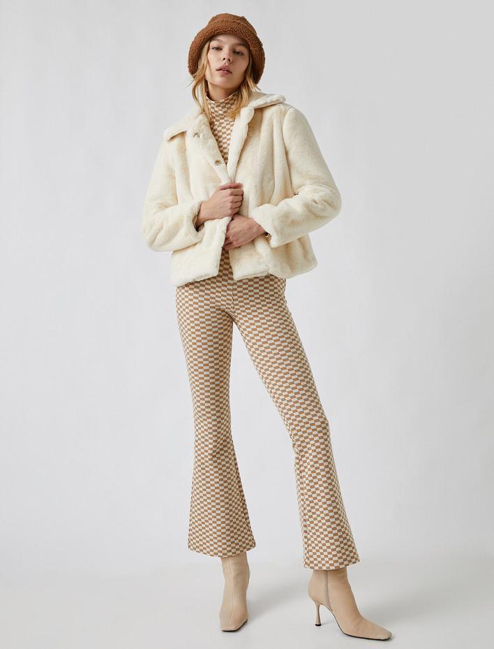  Çıtçıtlı Peluş Mont