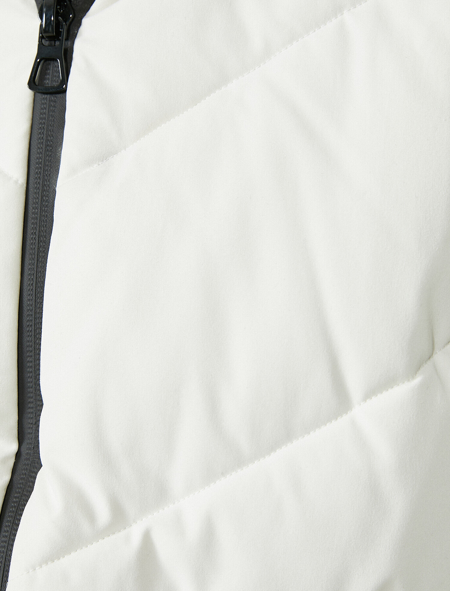   Fermuarlı Cepli Şişme Mont