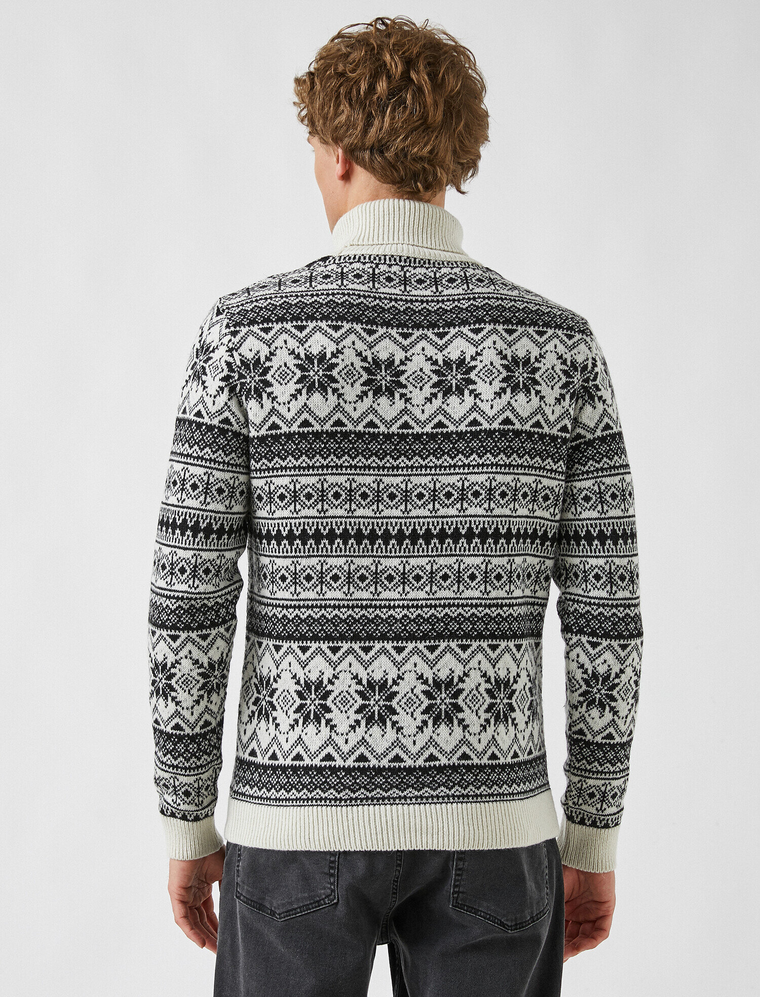 Boğazlı Jakarlı Kazak