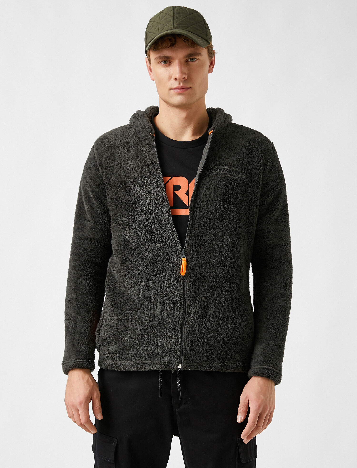   Fermuarlı Kapüşonlu Peluş Sweatshirt