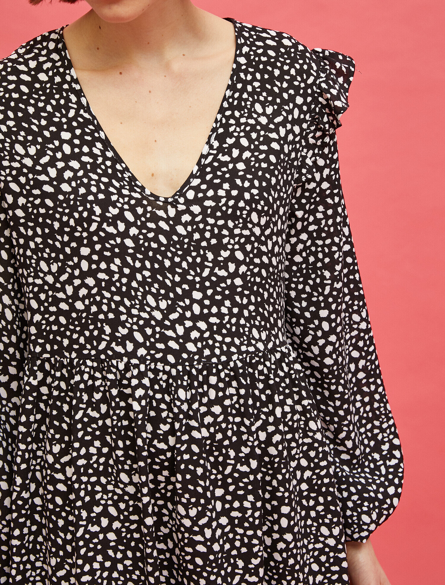   Uzun Kollu Desenli Elbise