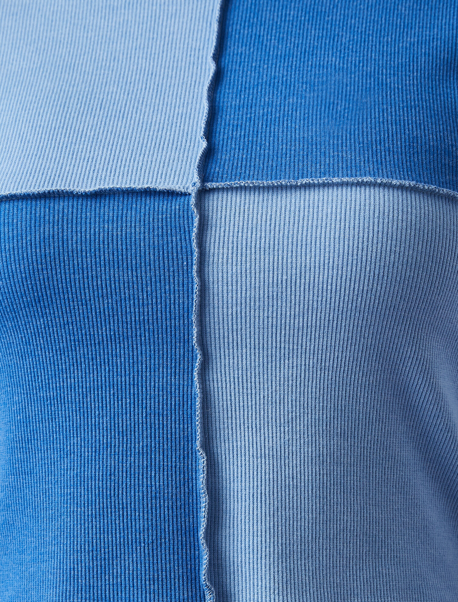   Renk Bloklu Fırfırlı Tişört