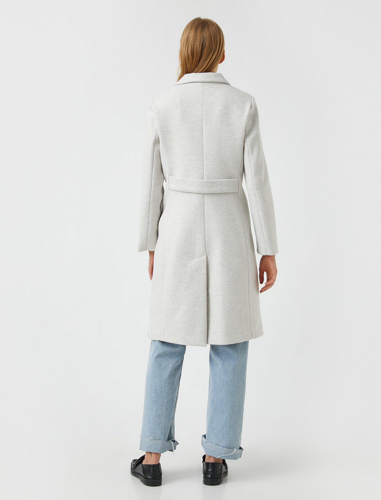   V Yaka Düğmeli Kaşe Kaban