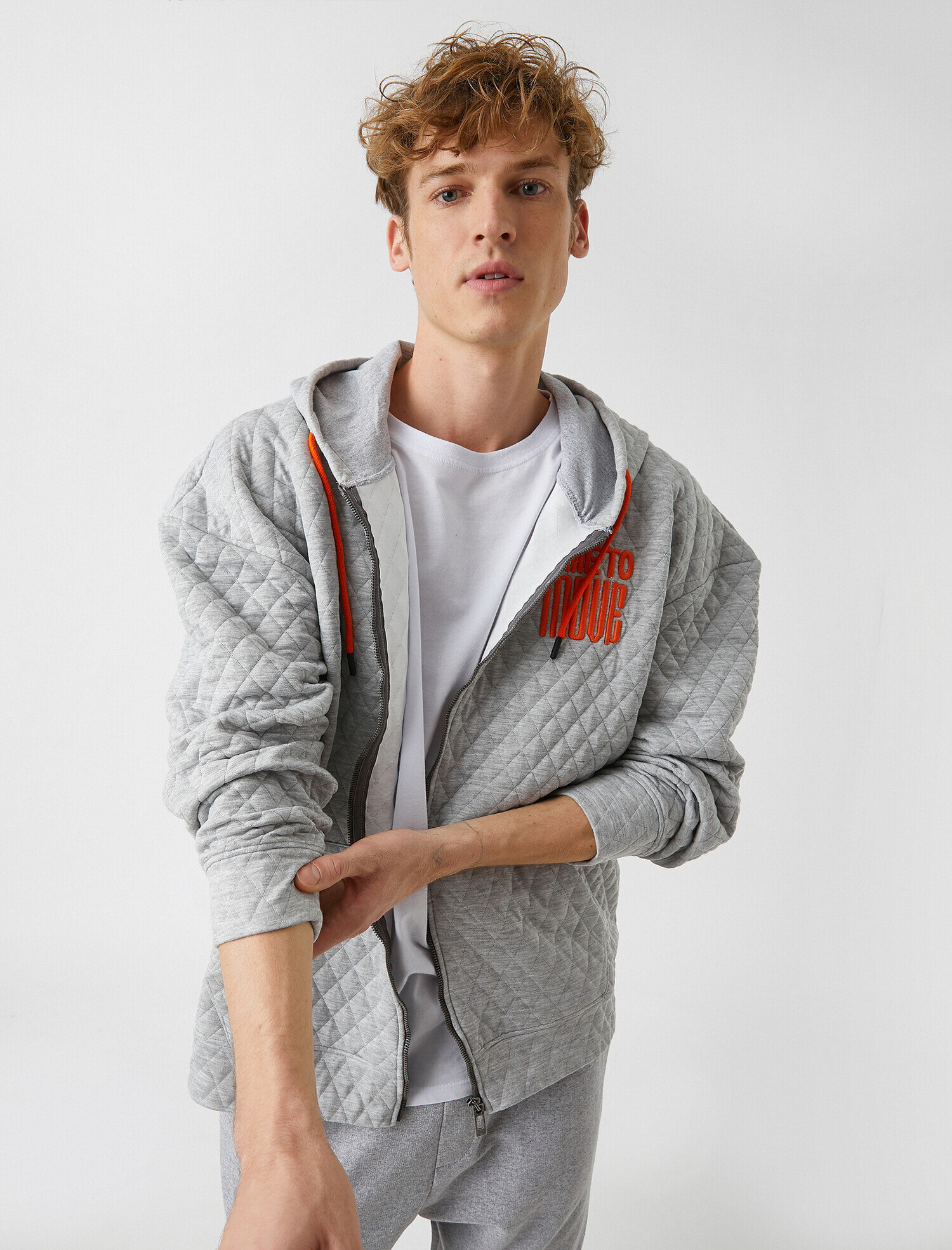   Kapitone Fermuarlı Kapüşonlu Sweatshirt