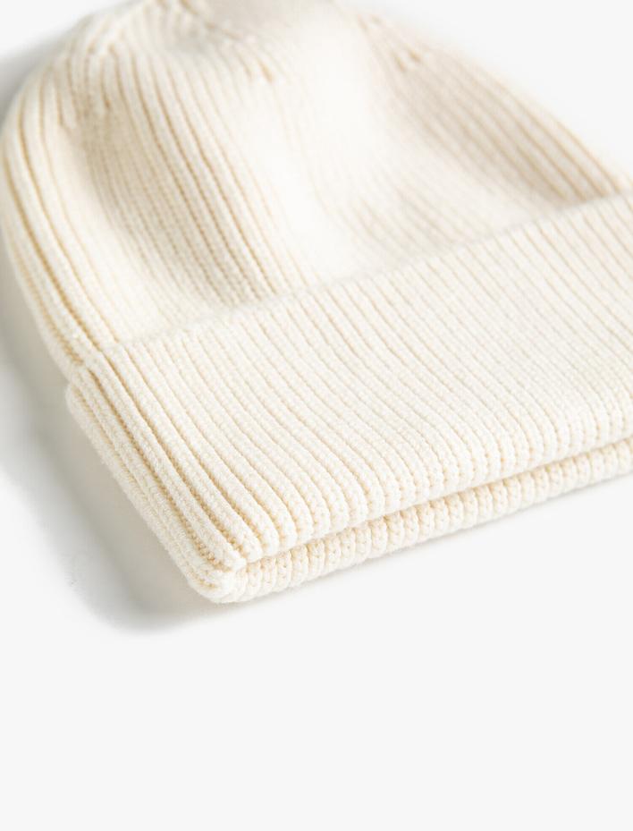 Kadın Örgü Ribanalı Bere