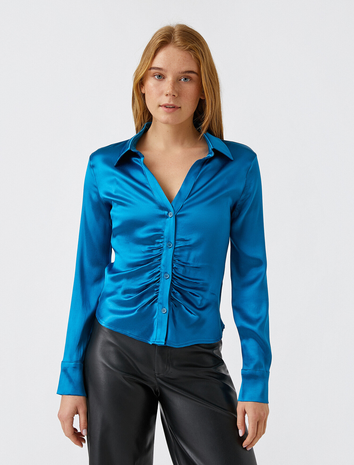   Büzgülü Saten Gömlek