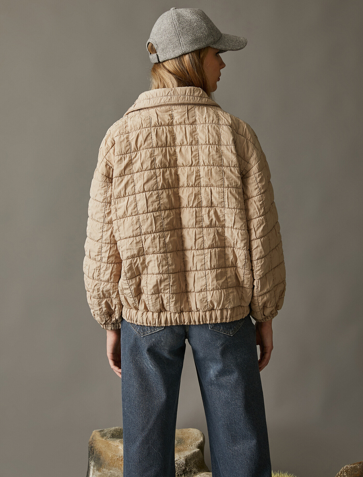   Fermuar Yaka Kanguru Cepli Kapitone Ceket