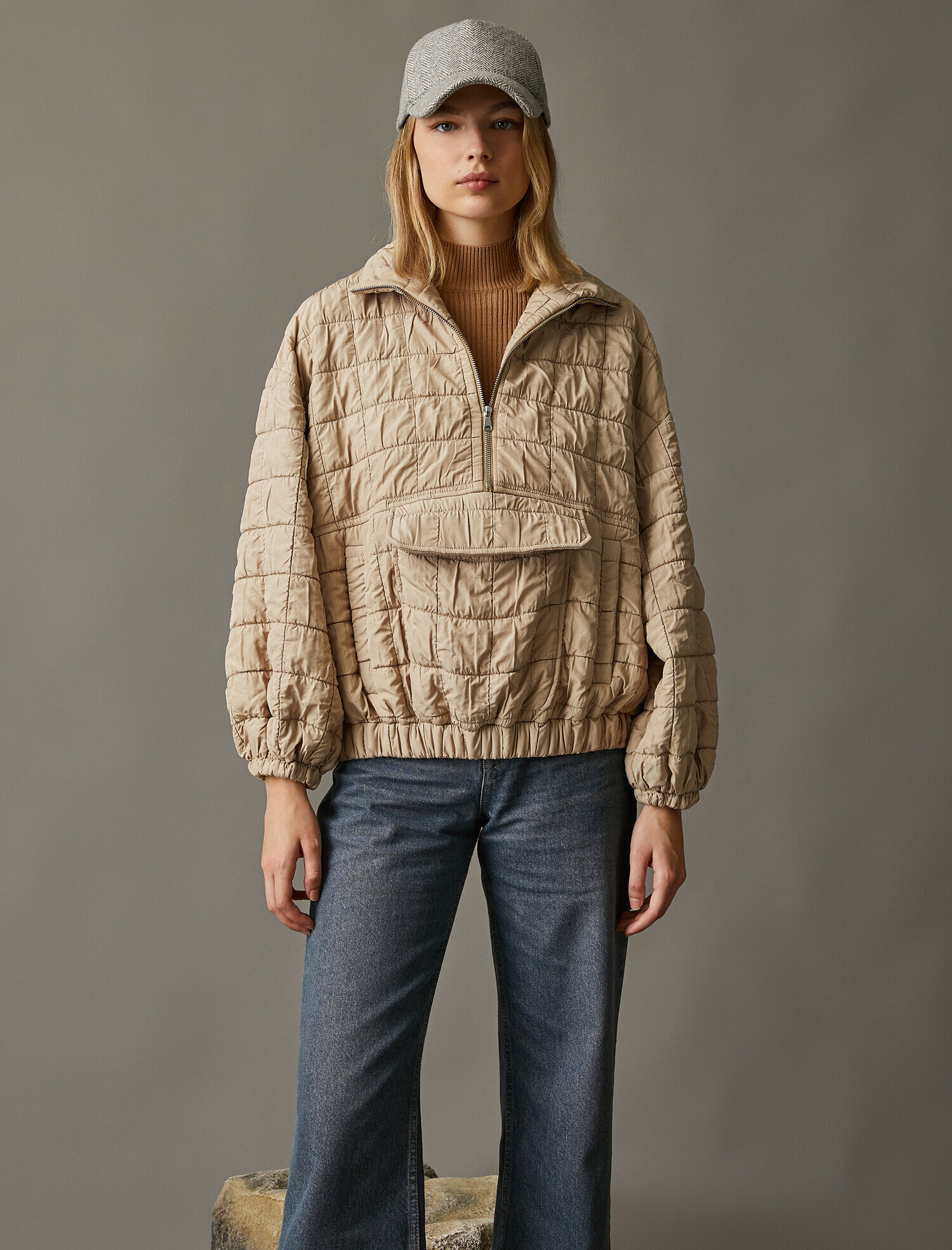   Fermuar Yaka Kanguru Cepli Kapitone Ceket