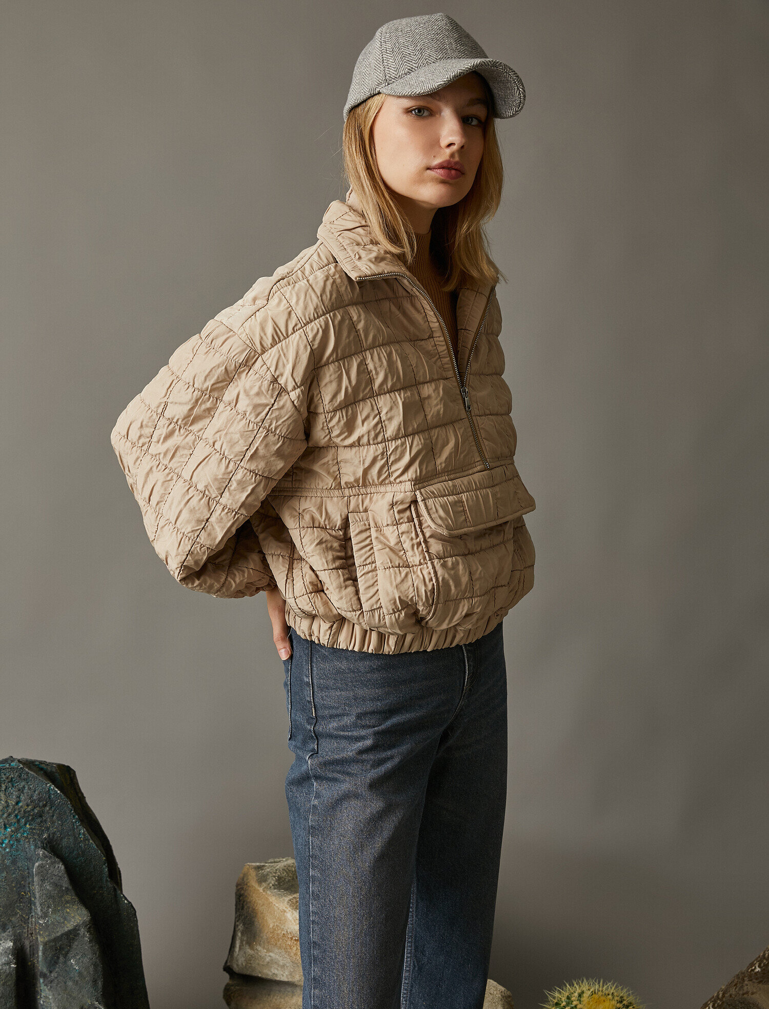   Fermuar Yaka Kanguru Cepli Kapitone Ceket