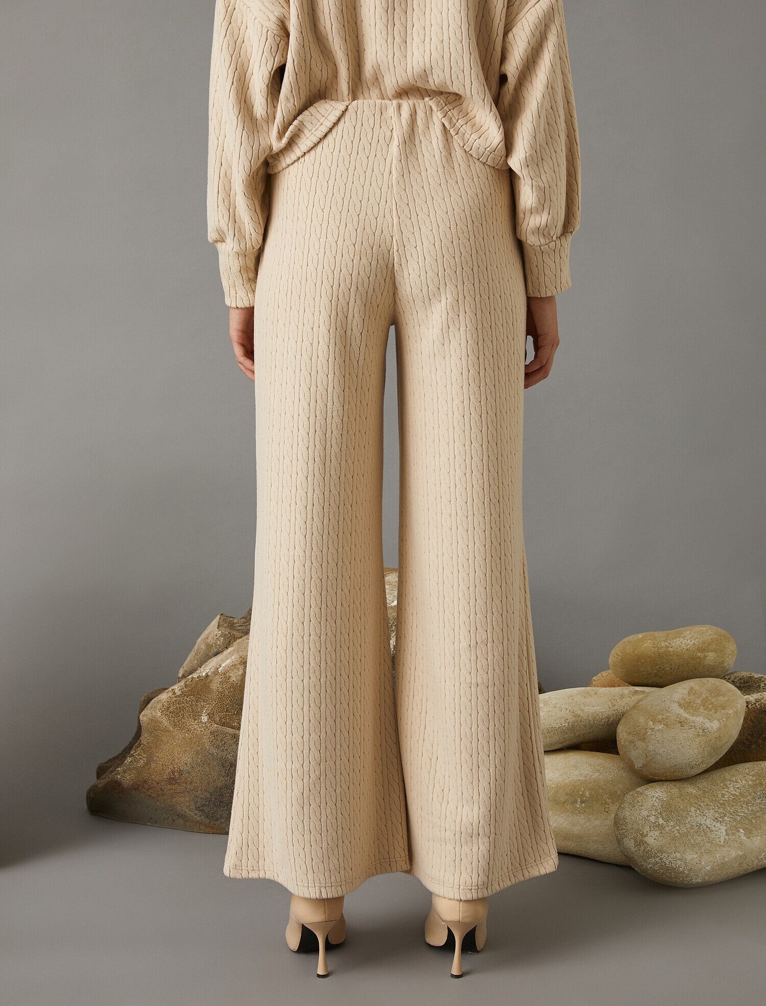   Örgü Desenli Geniş Paça Pantolon