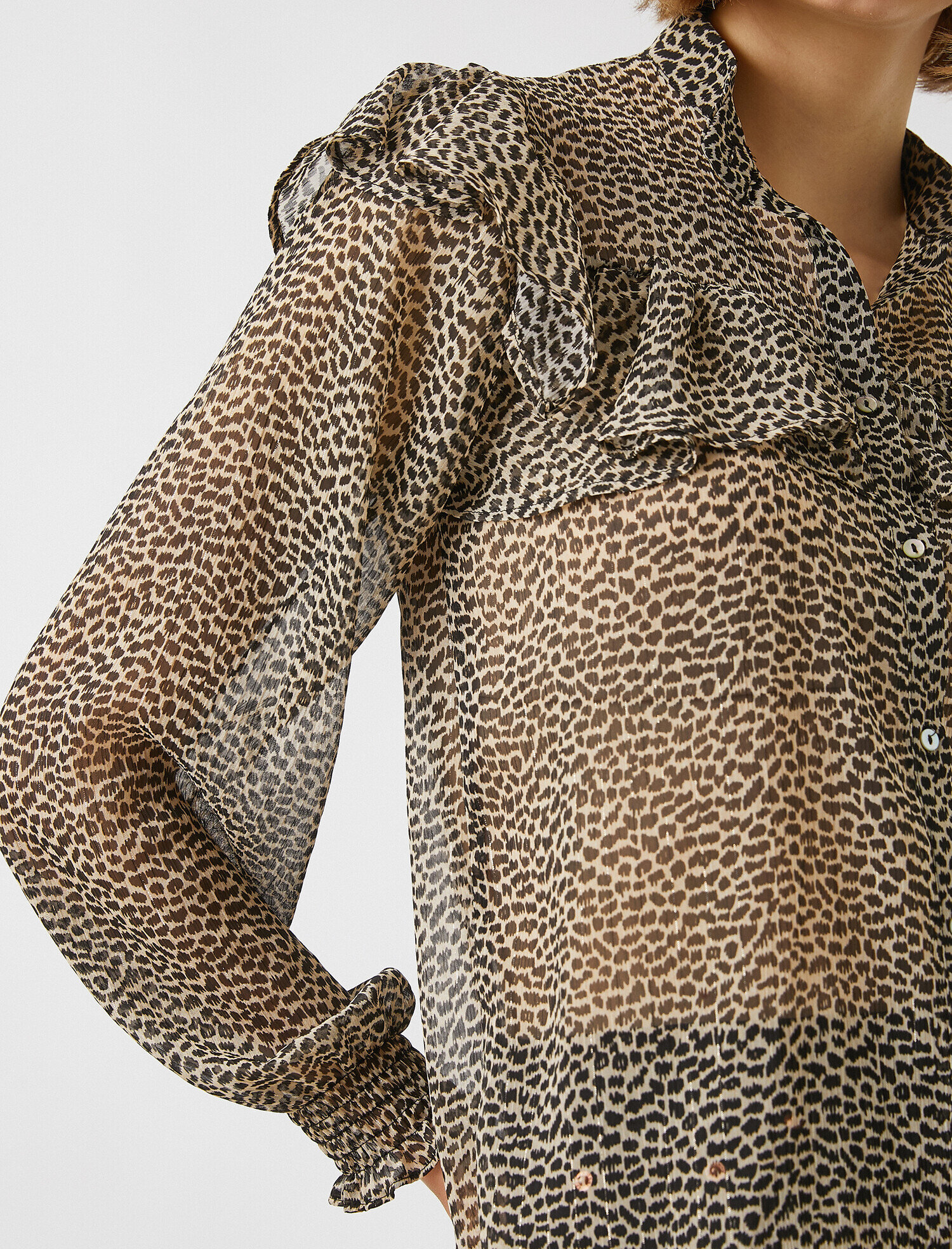   Leoparlı Fırfırlı Gömlek