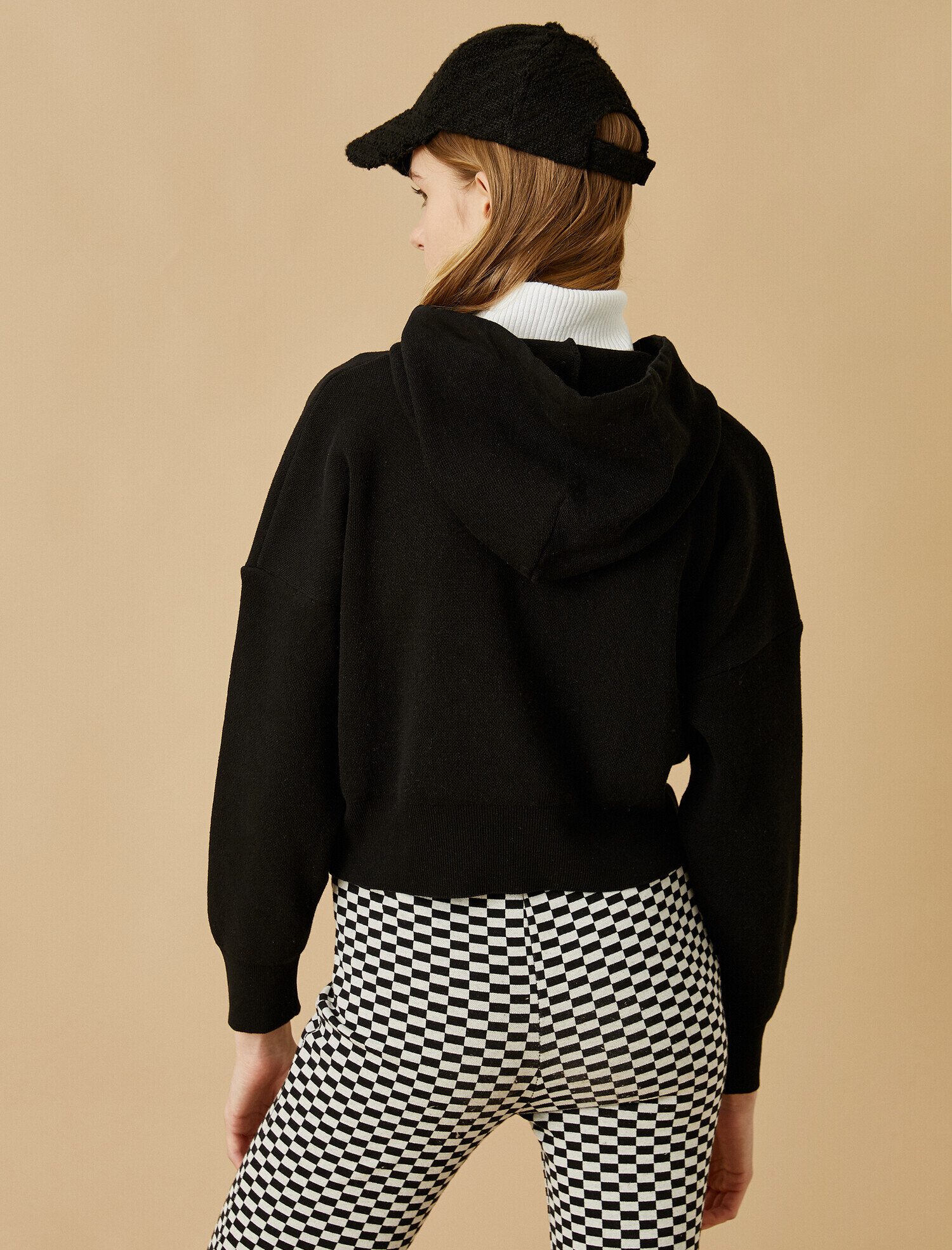   Kapüşonlu Triko Kazak