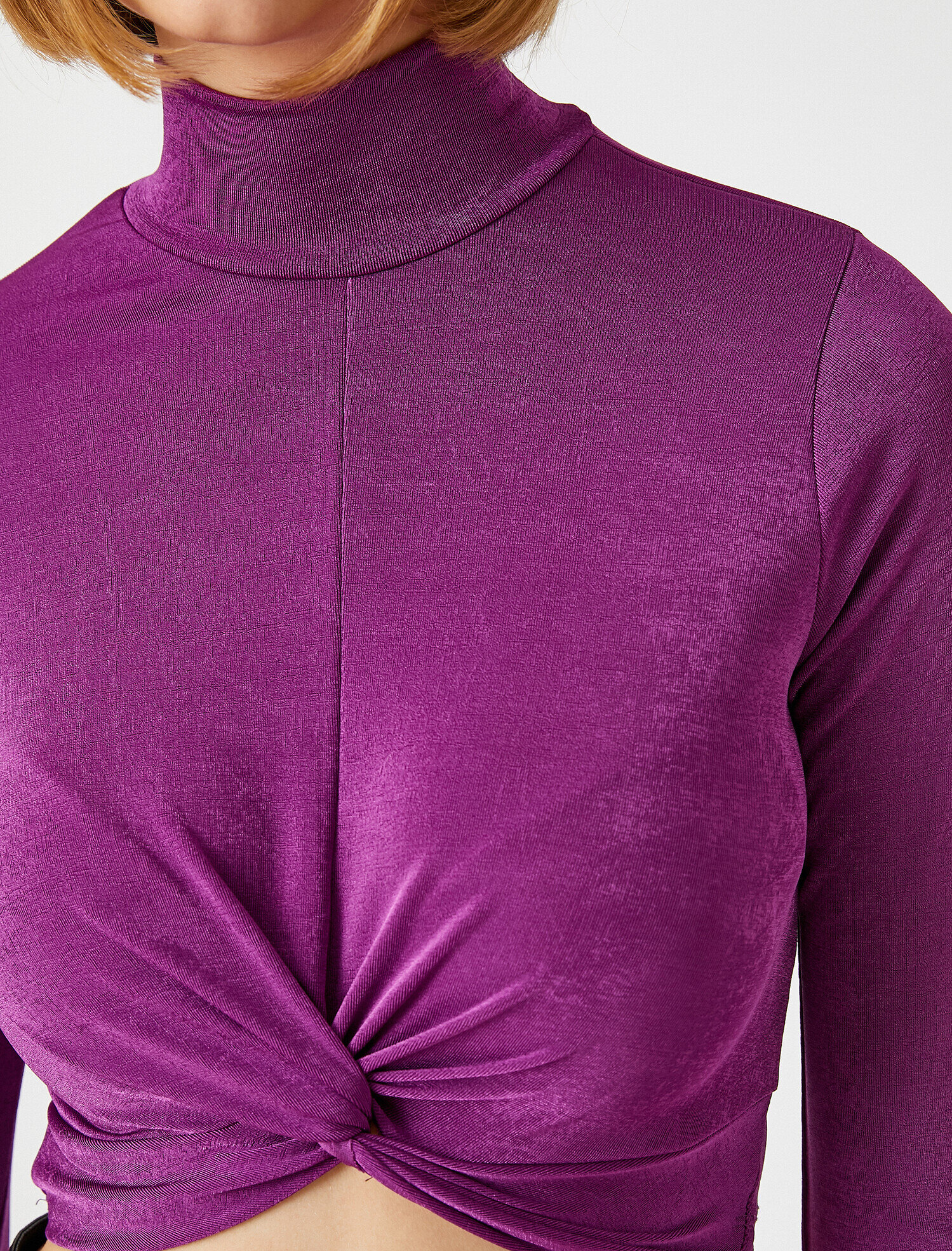   Uzun Kollu Tişört Sırt Detaylı