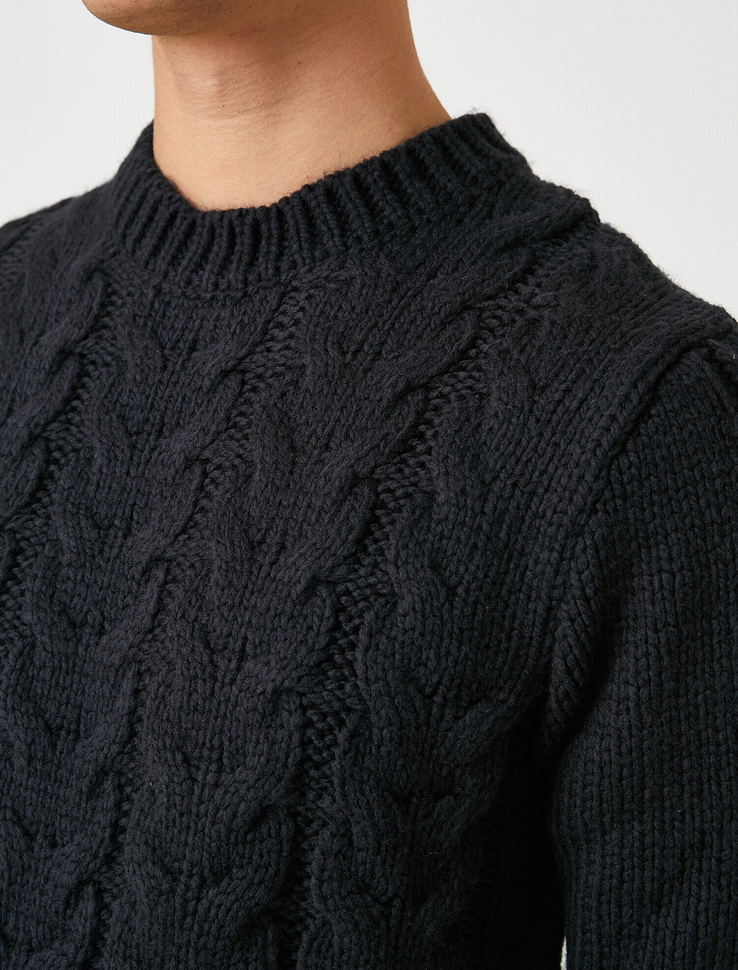   Örgü Desenli Kazak