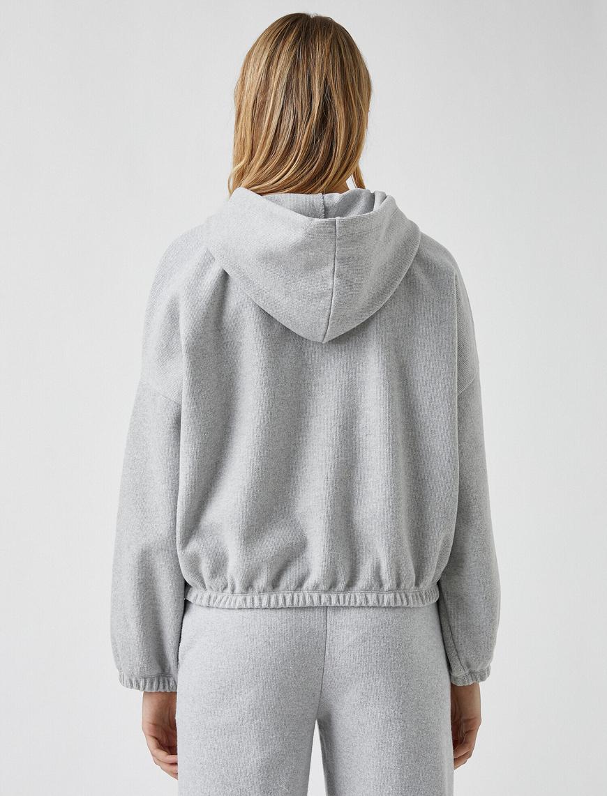   Kapüşonlu Beli Lastikli Sweatshirt