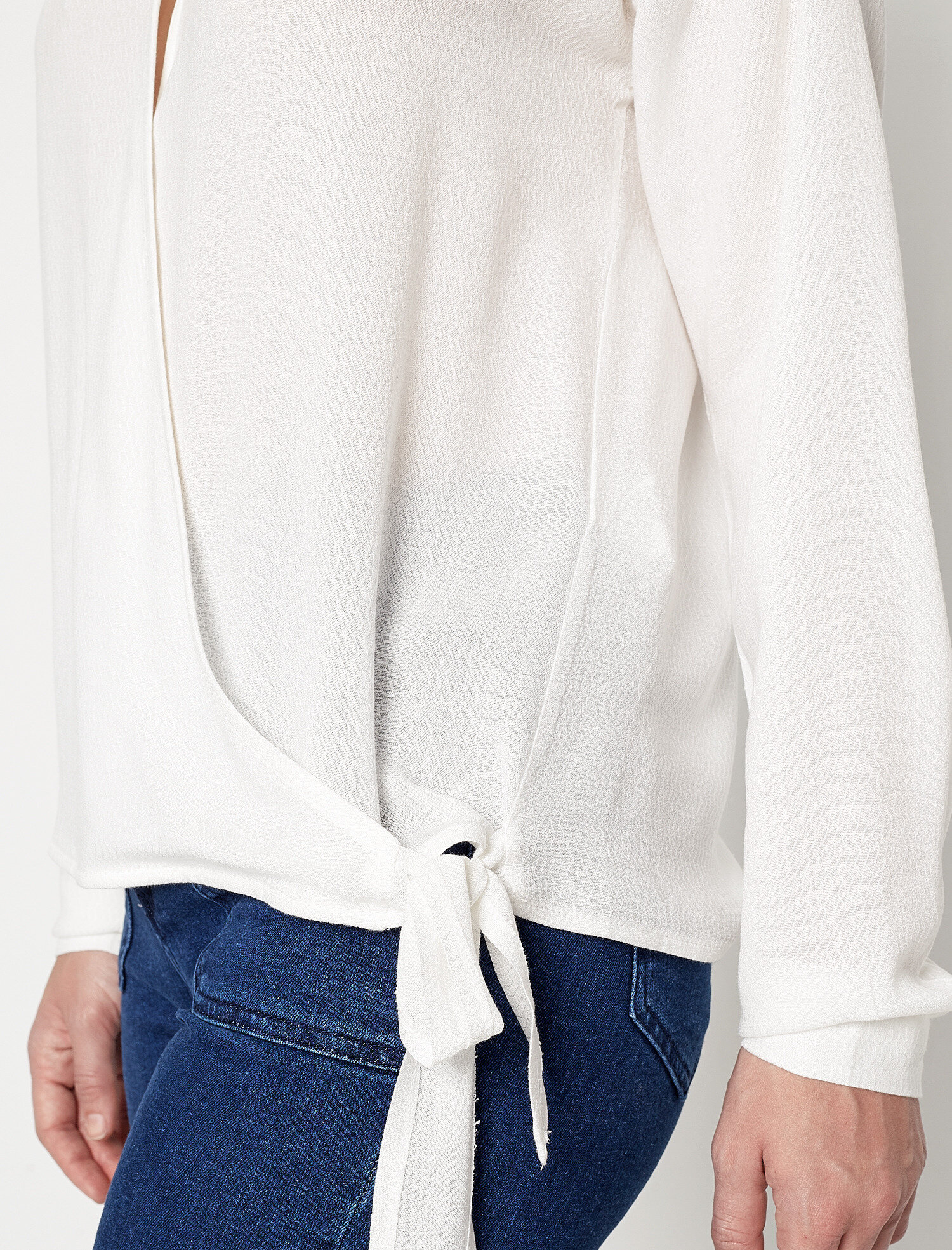 Hakim Yaka Anvelop Bluz