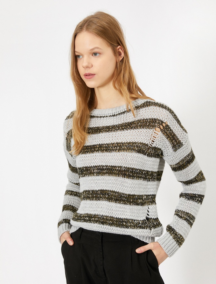  Örgülü Triko Kazak