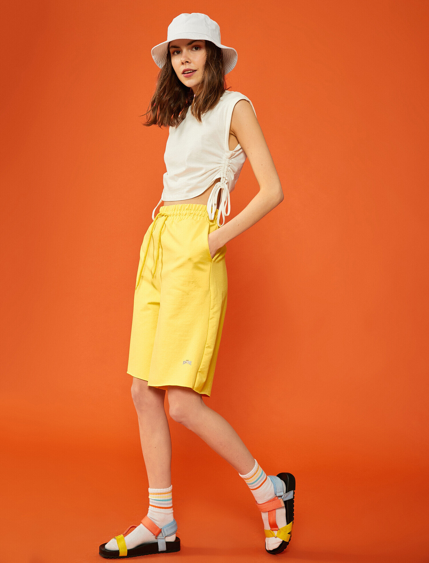   Belden Baglamali Bermuda Şort Pamuklu Oversize