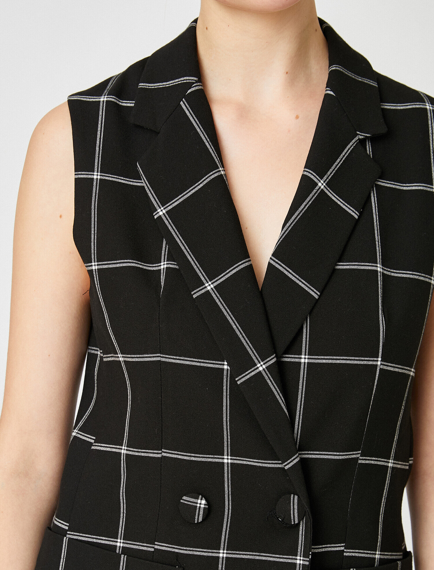   Kareli Kolsuz Uzun Ceket