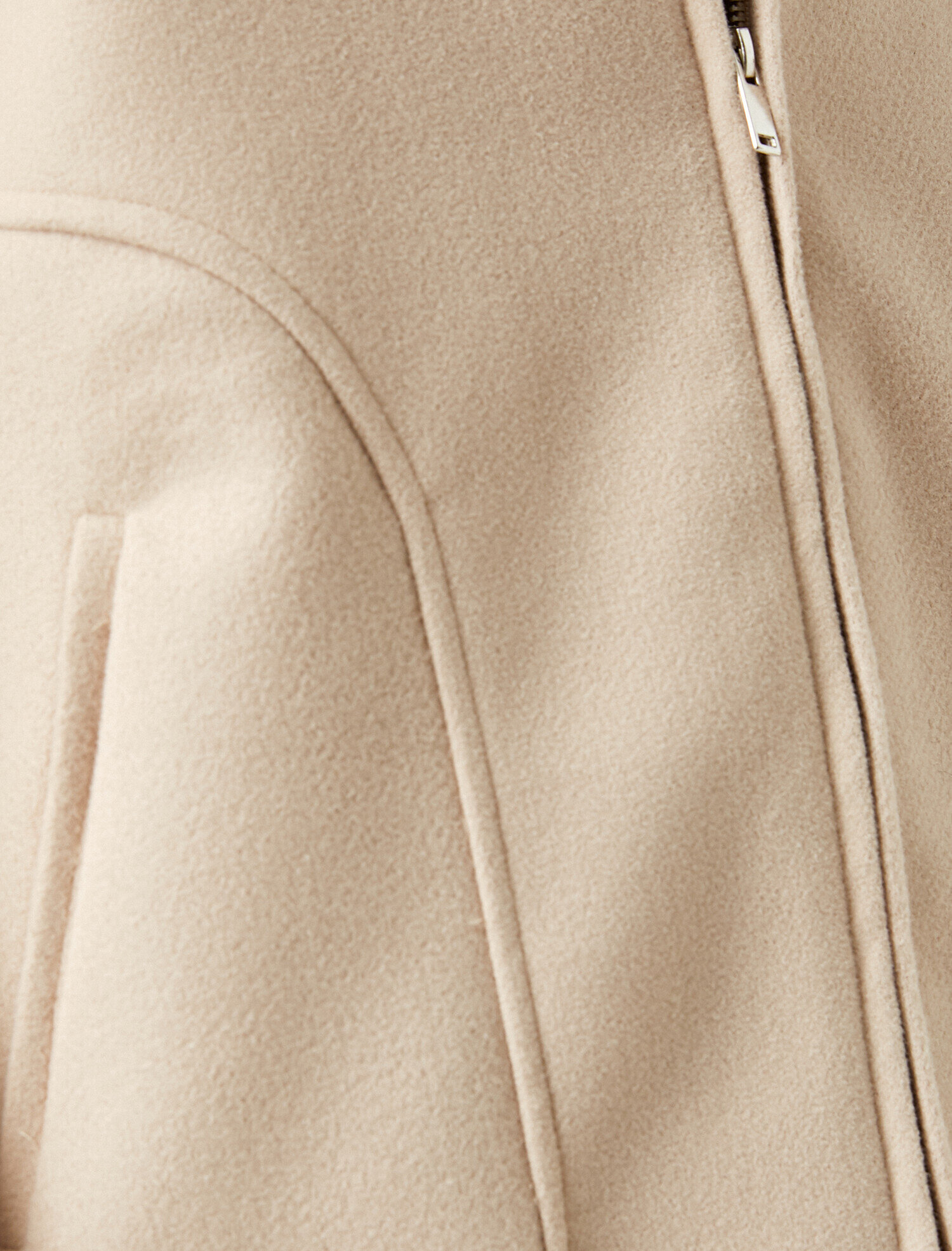   Yakası Kürklü Fermuarlı Kaban