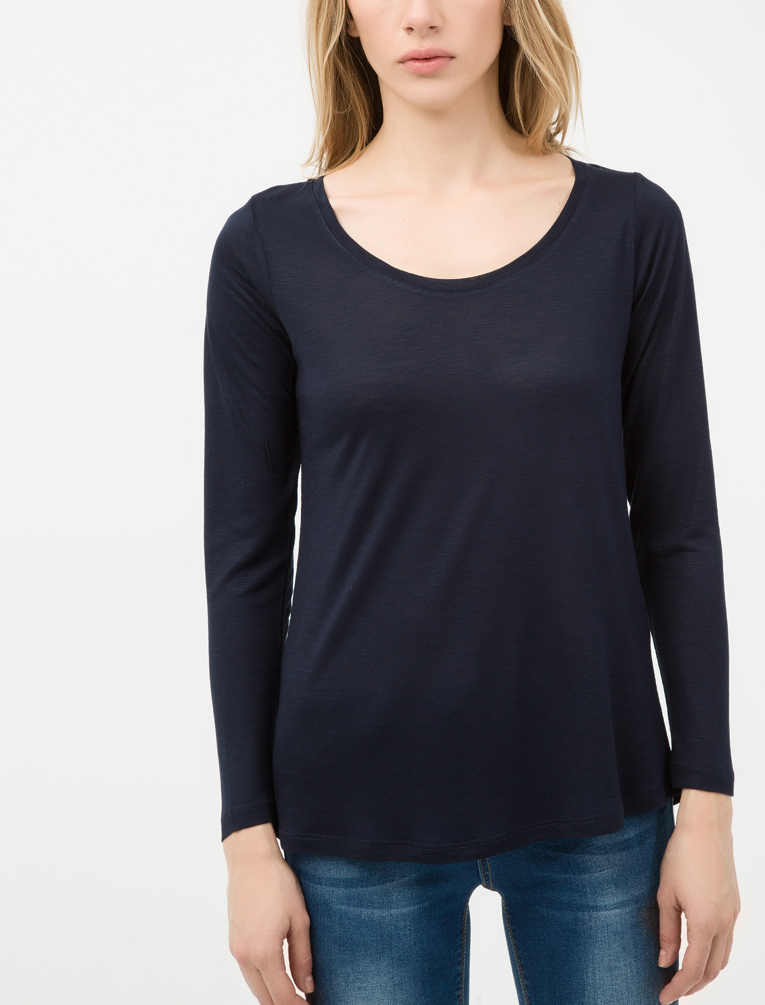   Kayık Yaka Tişört