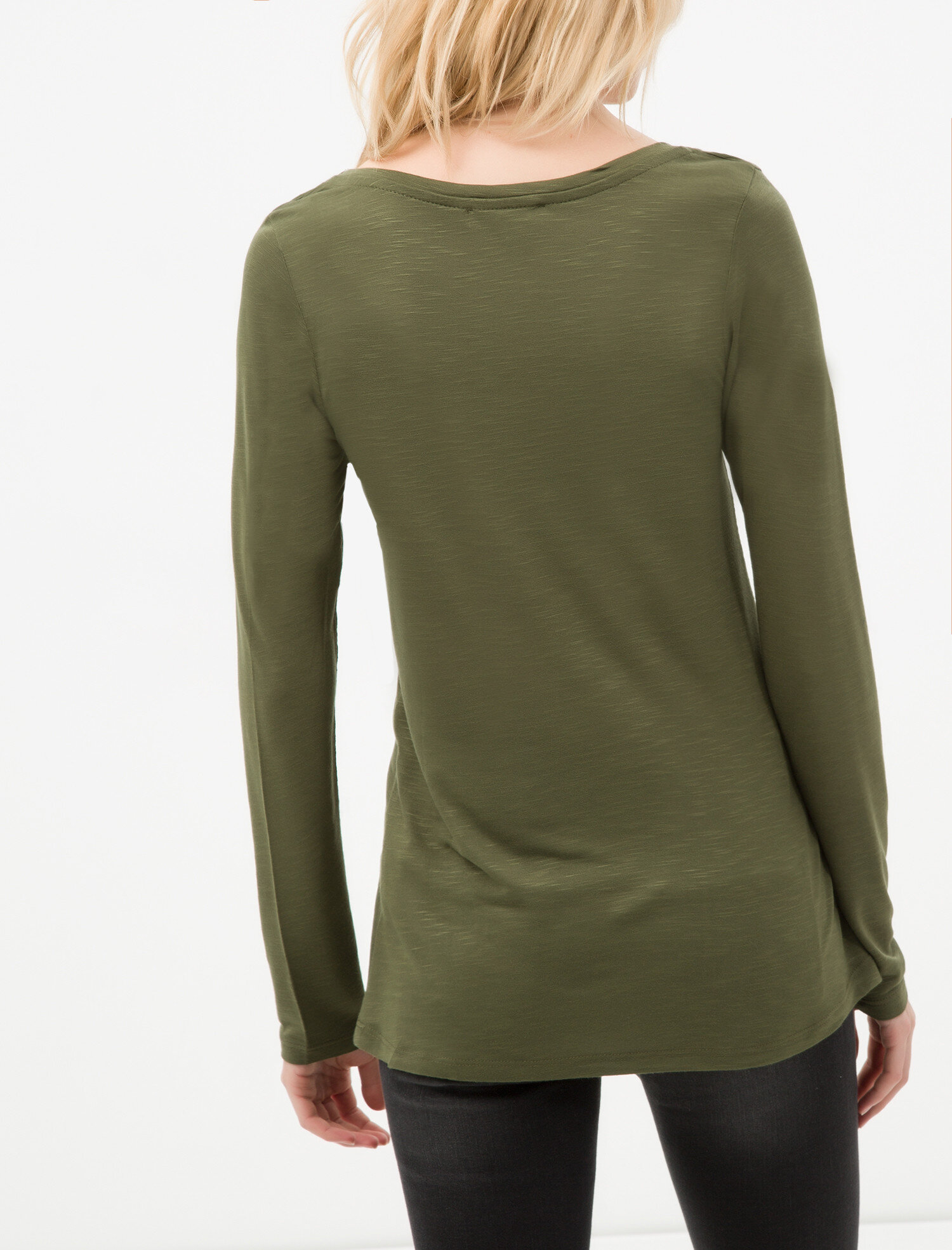   Kayık Yaka Tişört