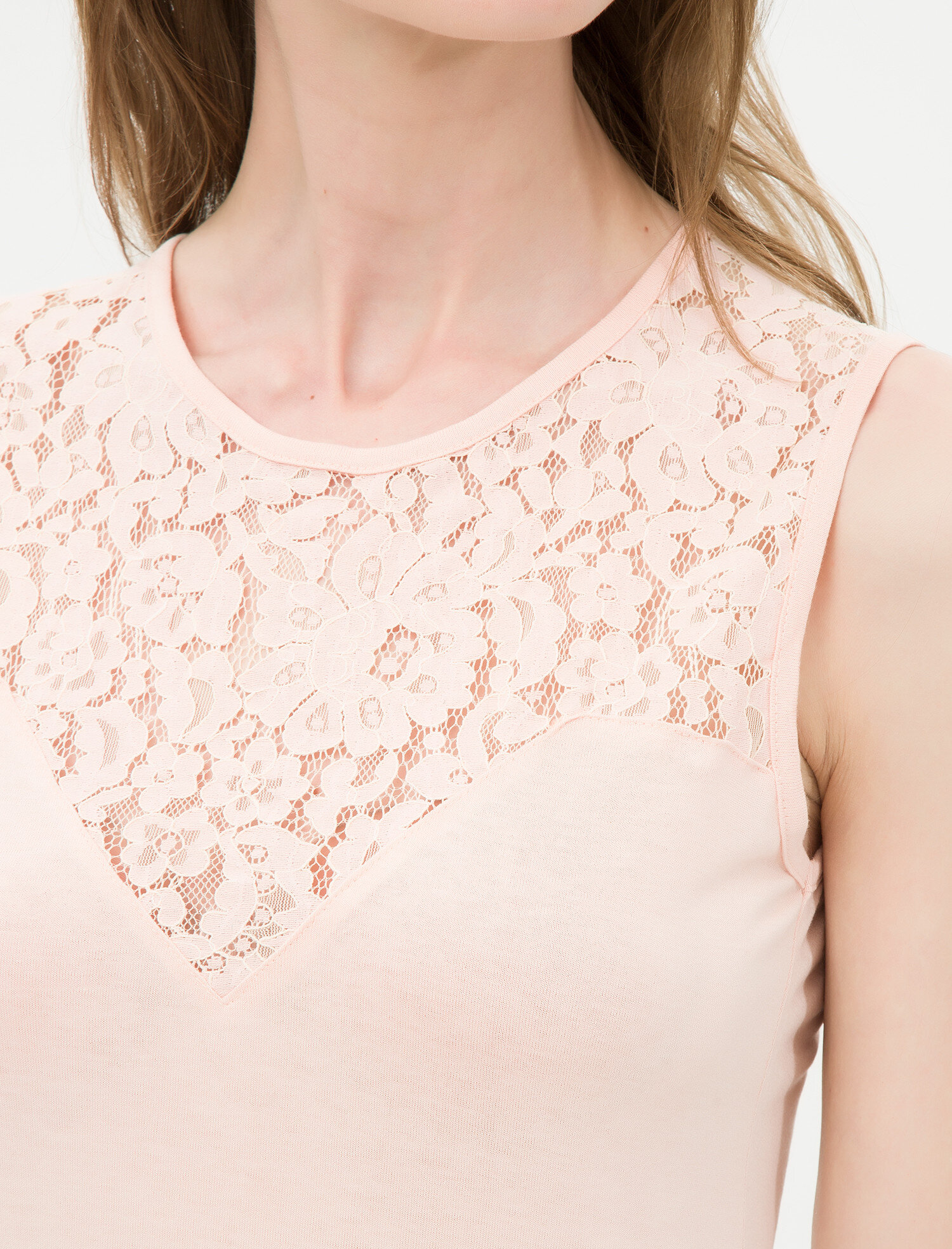   Dantel Detaylı Kolsuz Bluz