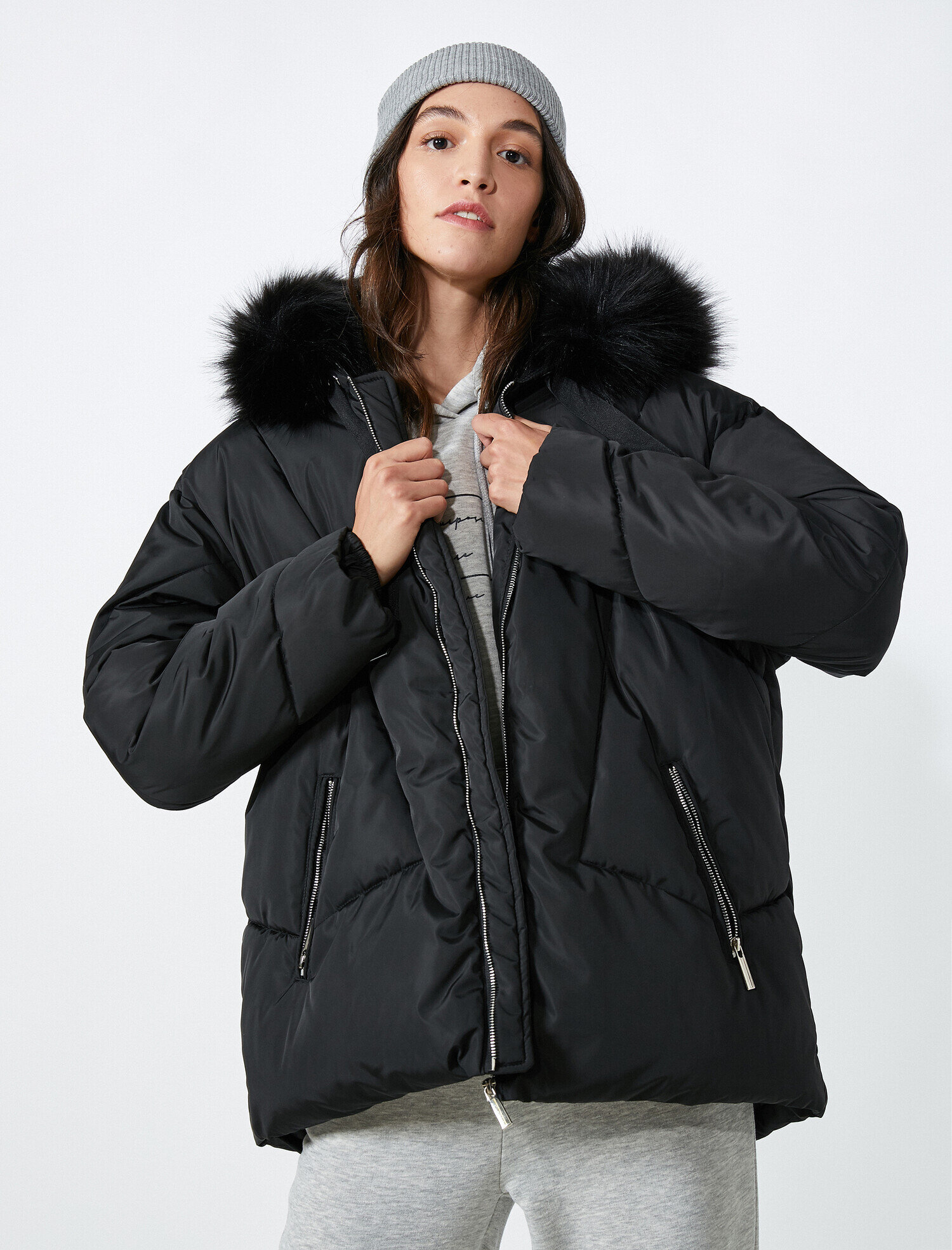   Kürklü Kapüşonlu Fermuarlı Cepli Şişme Mont