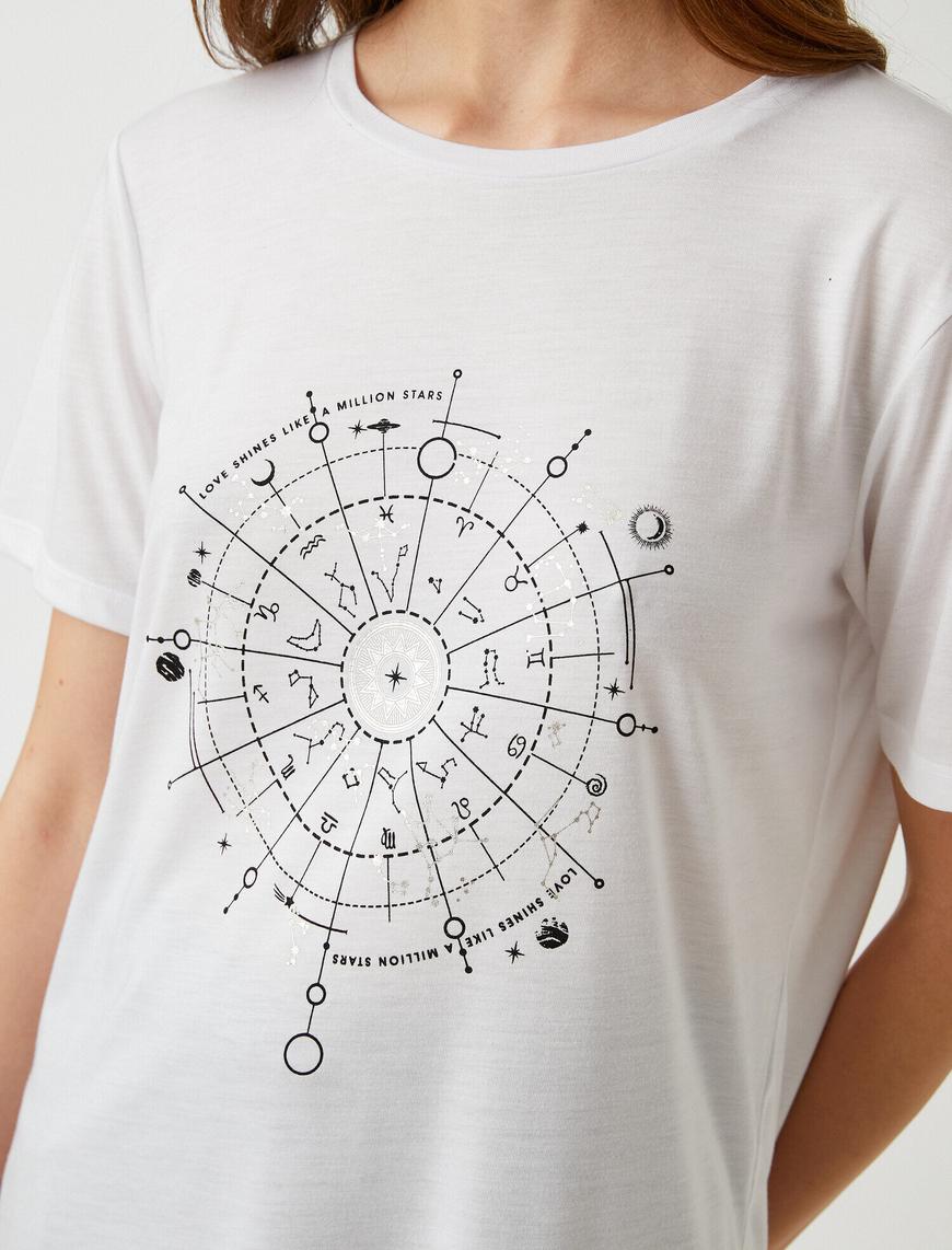   Horoskop Baskılı Tişört