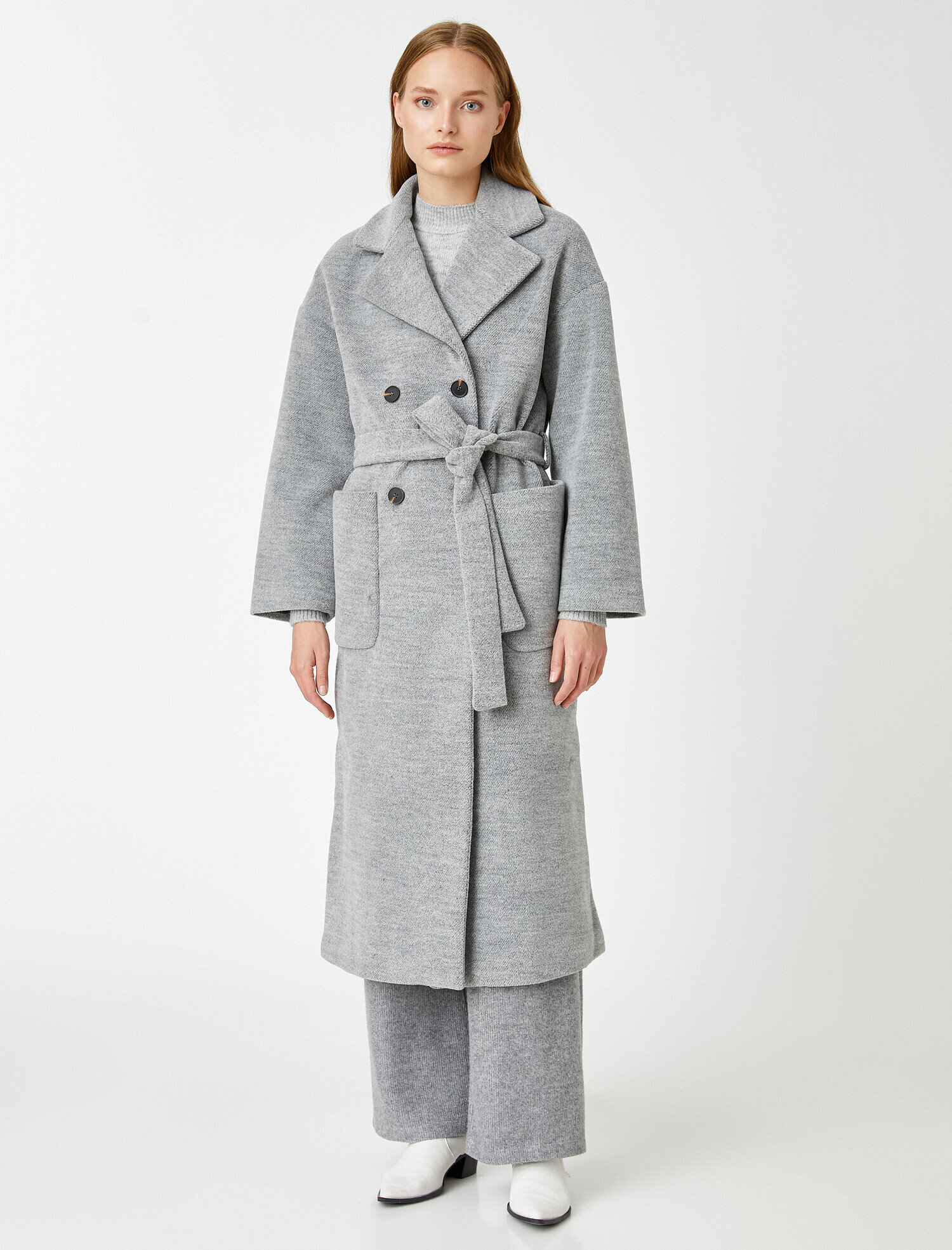   Düğmeli Cep Detaylı Kaban