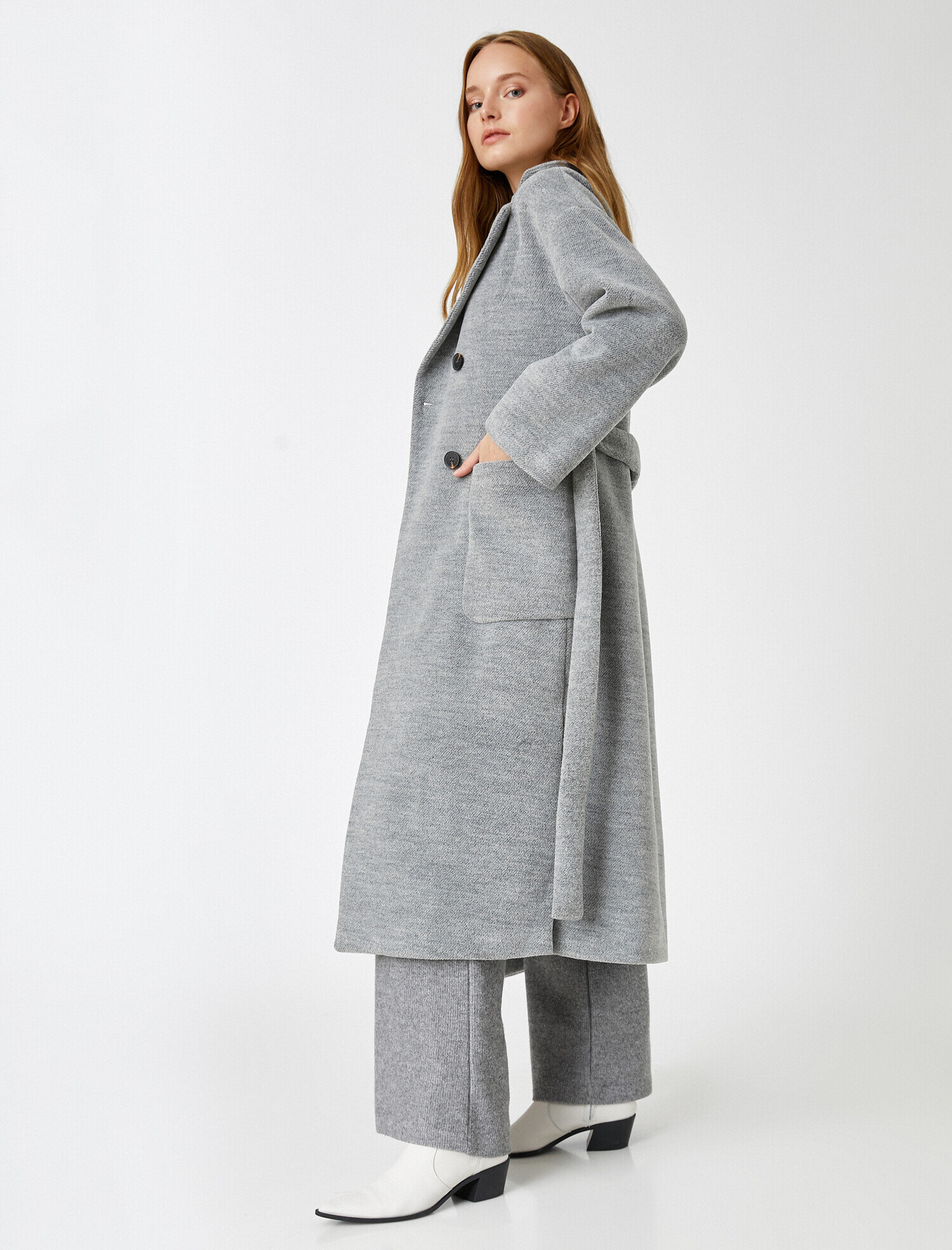   Düğmeli Cep Detaylı Kaban