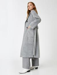 Düğmeli Cep Detaylı Kaban