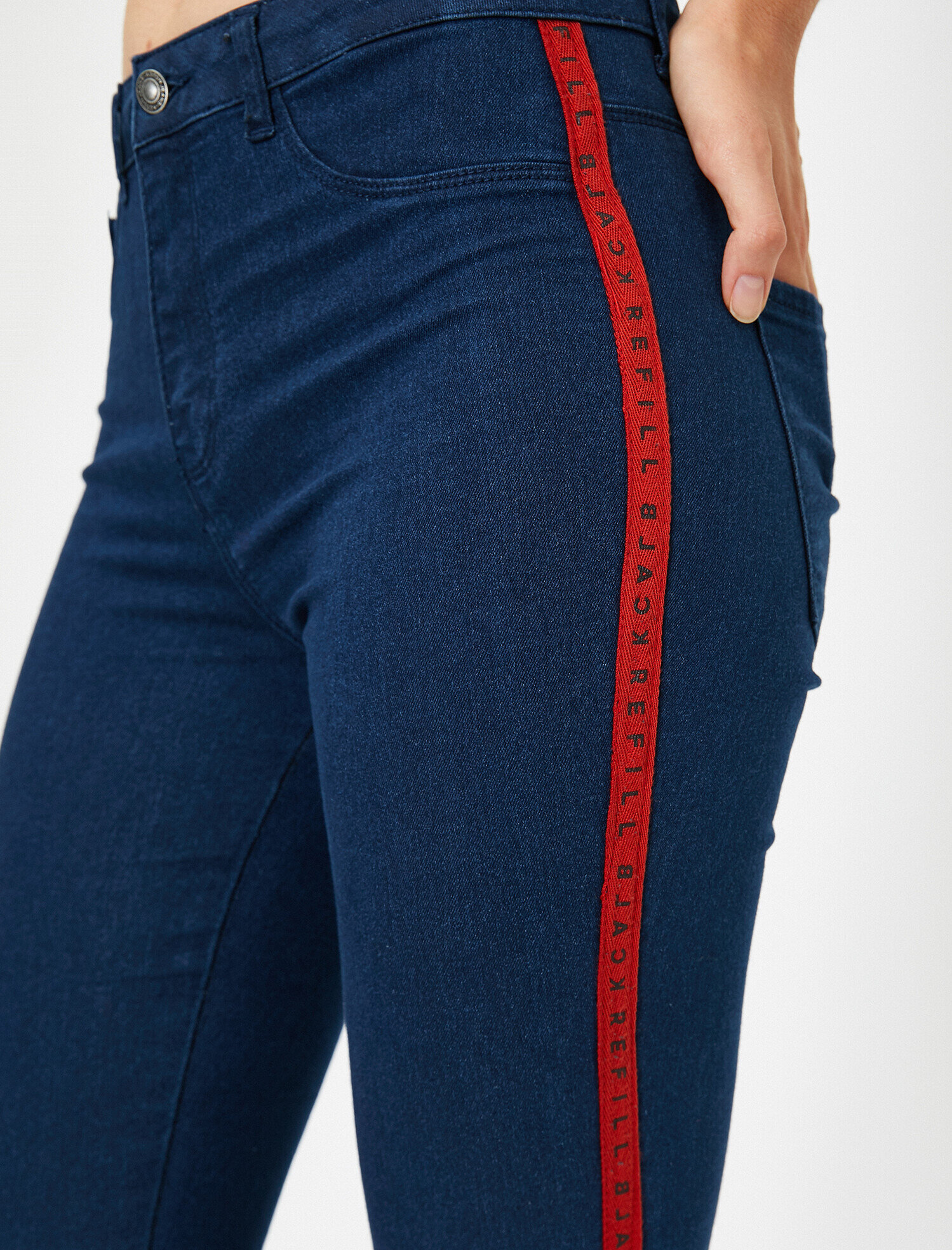   Şerit Detaylı Yazılı Baskılı Kot Pantolon