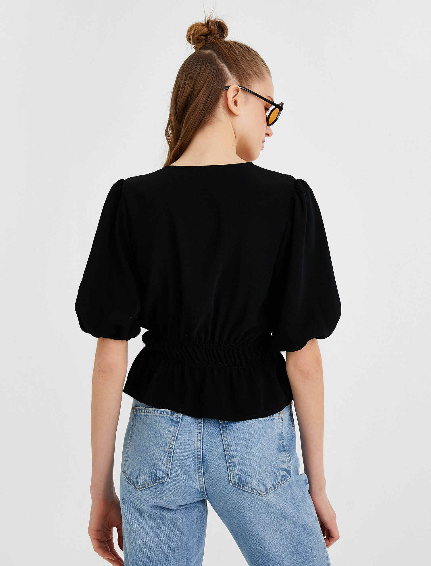   Balon Kollu V Yaka Fırfırlı Bluz