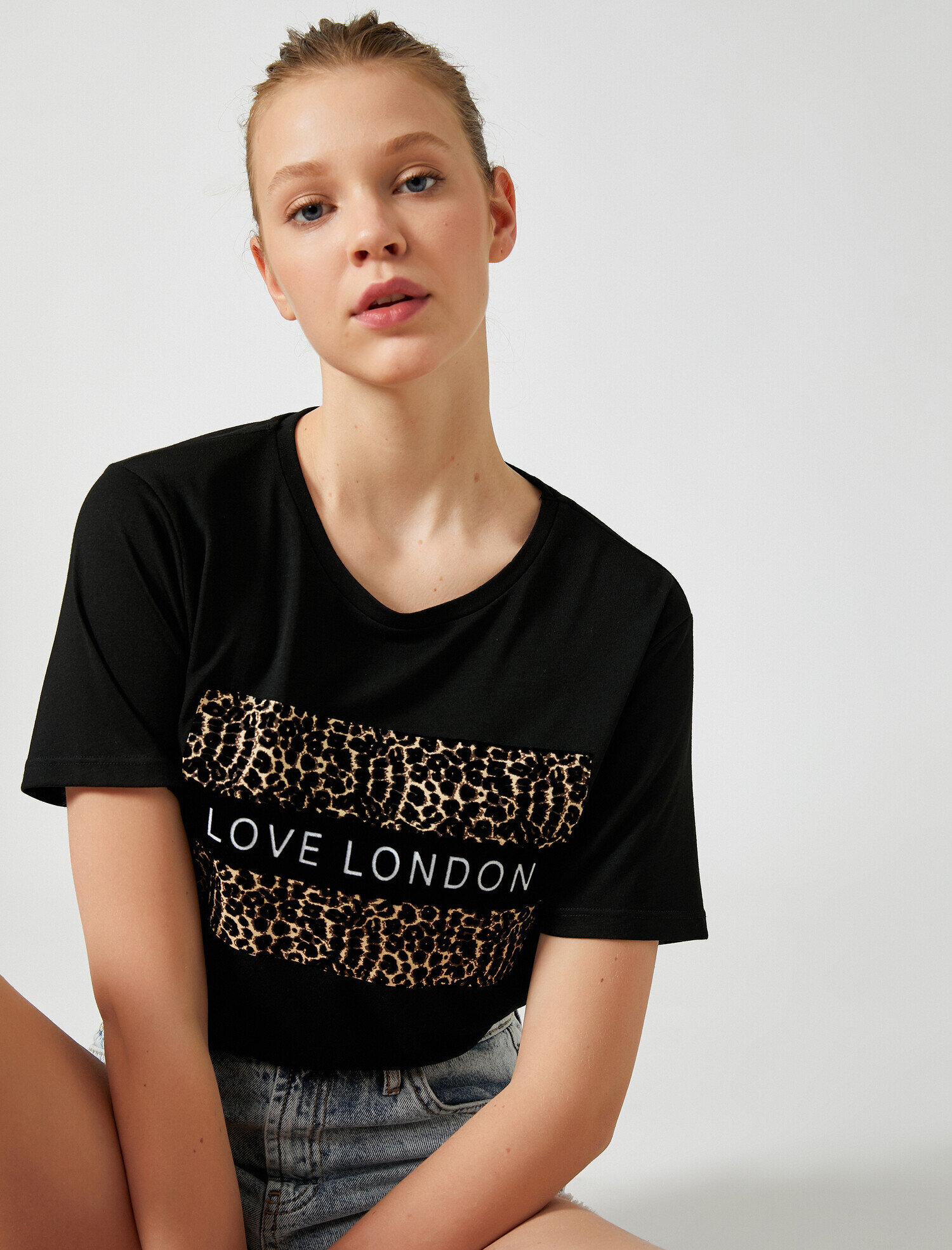   Baskılı Tişört Leopar Desenli Yazılı