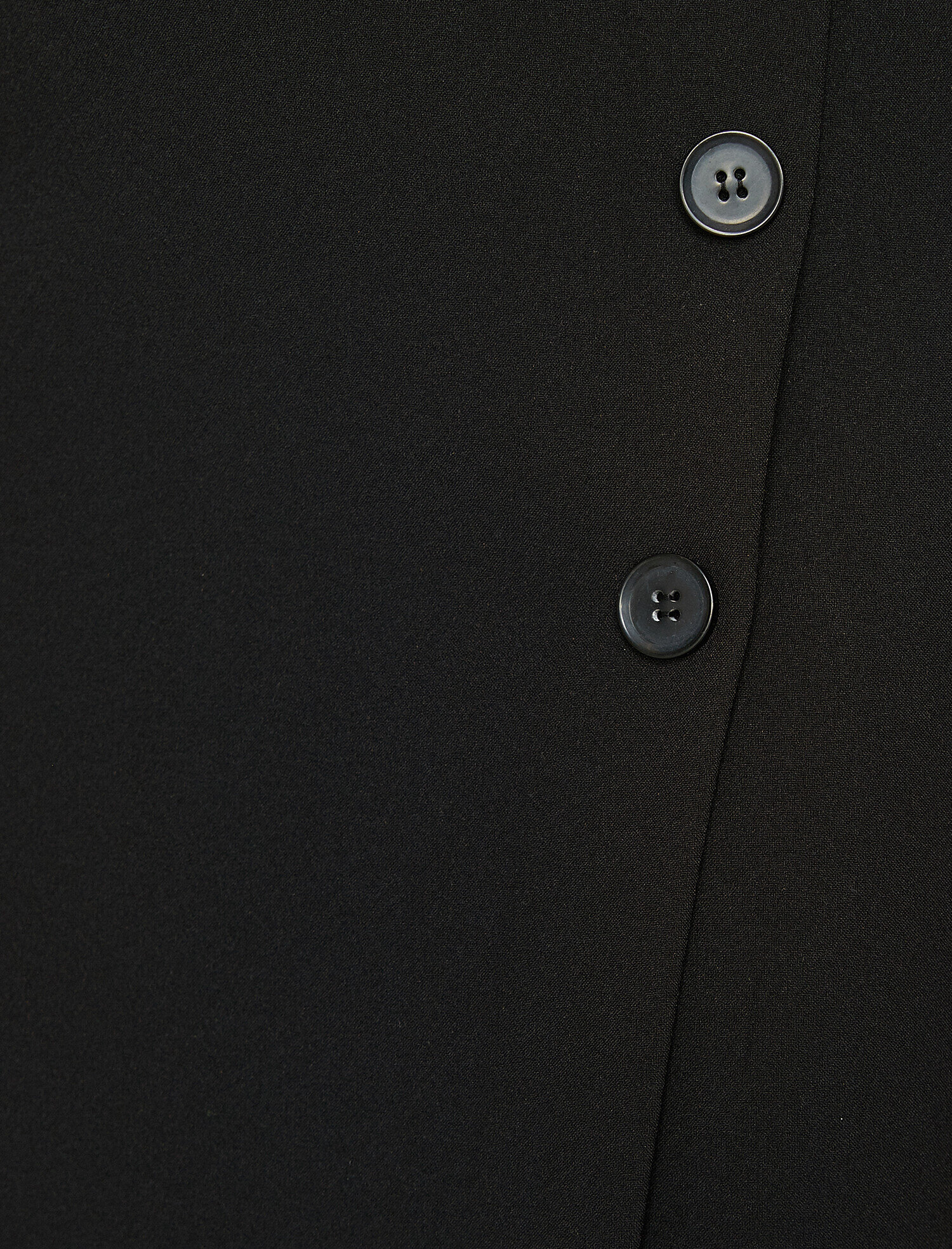   Düğme Detaylı Etek