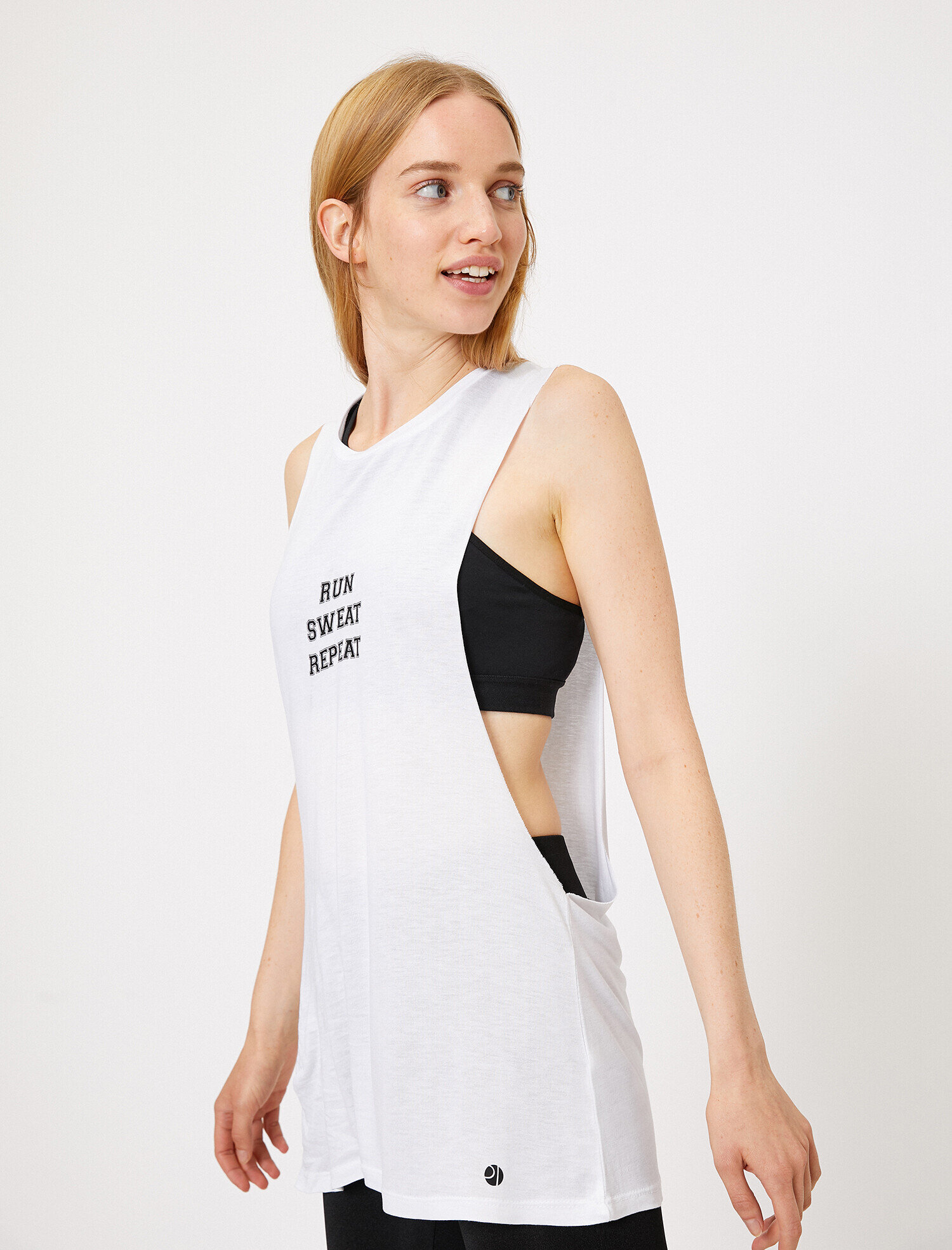   Yazılı Baskılı Atlet